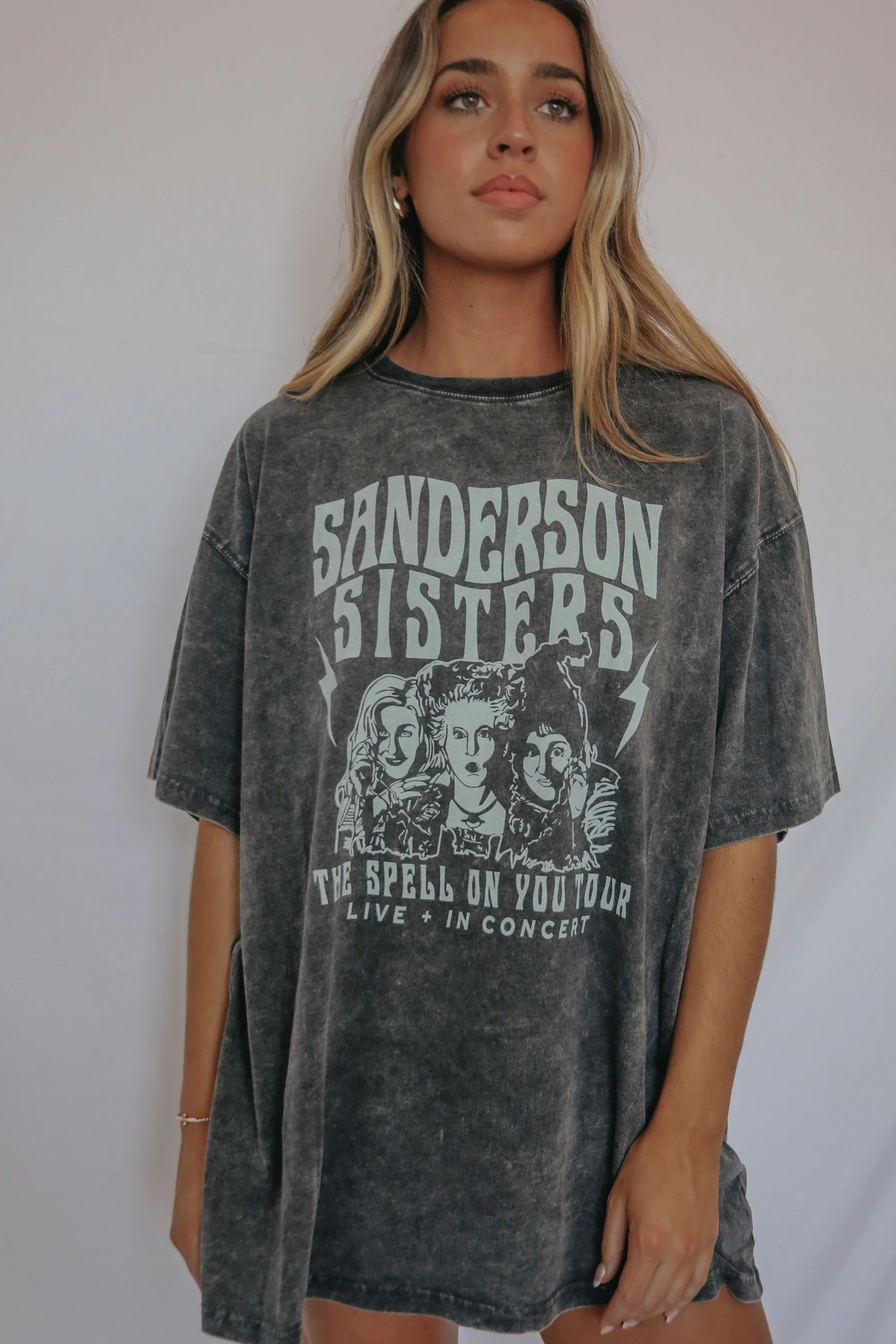 friday + saturday: sanderson sisters band t shirt | RIFFRAFF