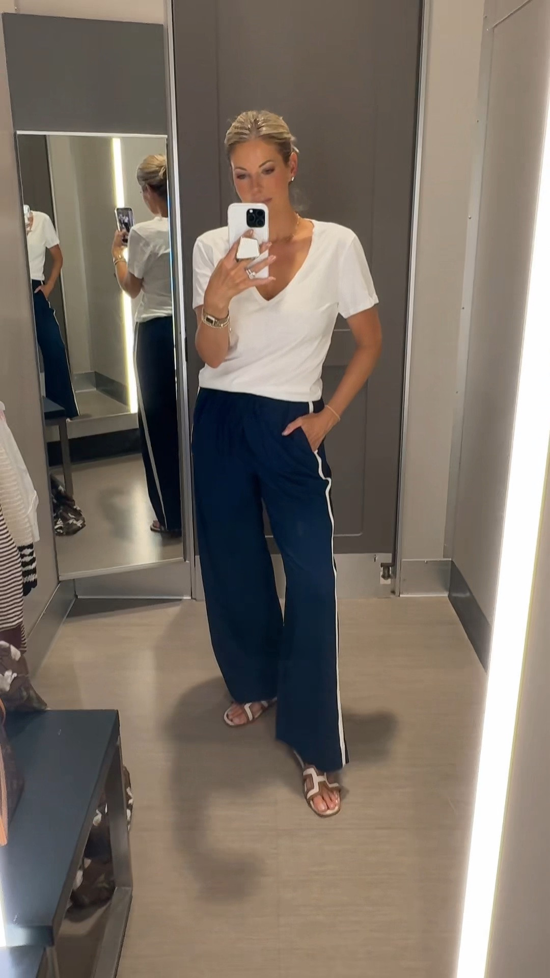 This is one of those outfits you’ll find yourself reaching for on repeat. 🤍 It’s comfortable, flattering, budget-friendly, and so easy to dress up or down.
Whether you’re traveling, lounging at home, running weekend errands, grabbing lunch with friends, or heading out after office hours, this look does it all. I love that each piece can be mixed and matched with items you already own, making it a staple you’ll wear season after season.
I’ve linked everything here so you can recreate the look without breaking the bank! ✨
#LTKStyle #AffordableFashion #BudgetFriendlyStyle #EverydayOutfit #TravelStyle #WeekendWear #CasualChic #OOTD #FashionOver30 #EffortlessStyle

#LTKootd #LTKOver40 #LTKActive