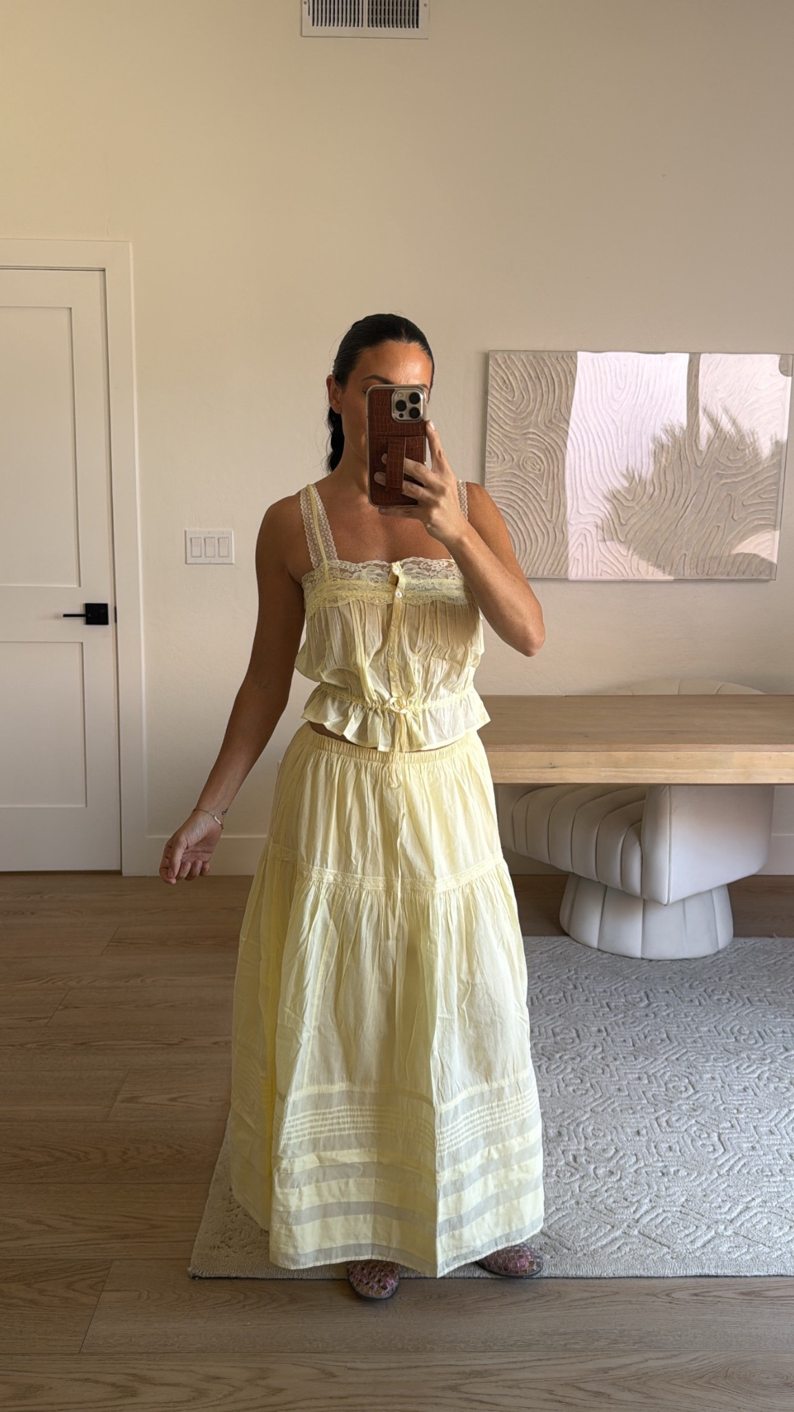 Today’s outfit! @abercrombie skirt set size XS 

Yellow outfit 
Skirt set 


#LTKootd #LTKTravel #LTKFestival