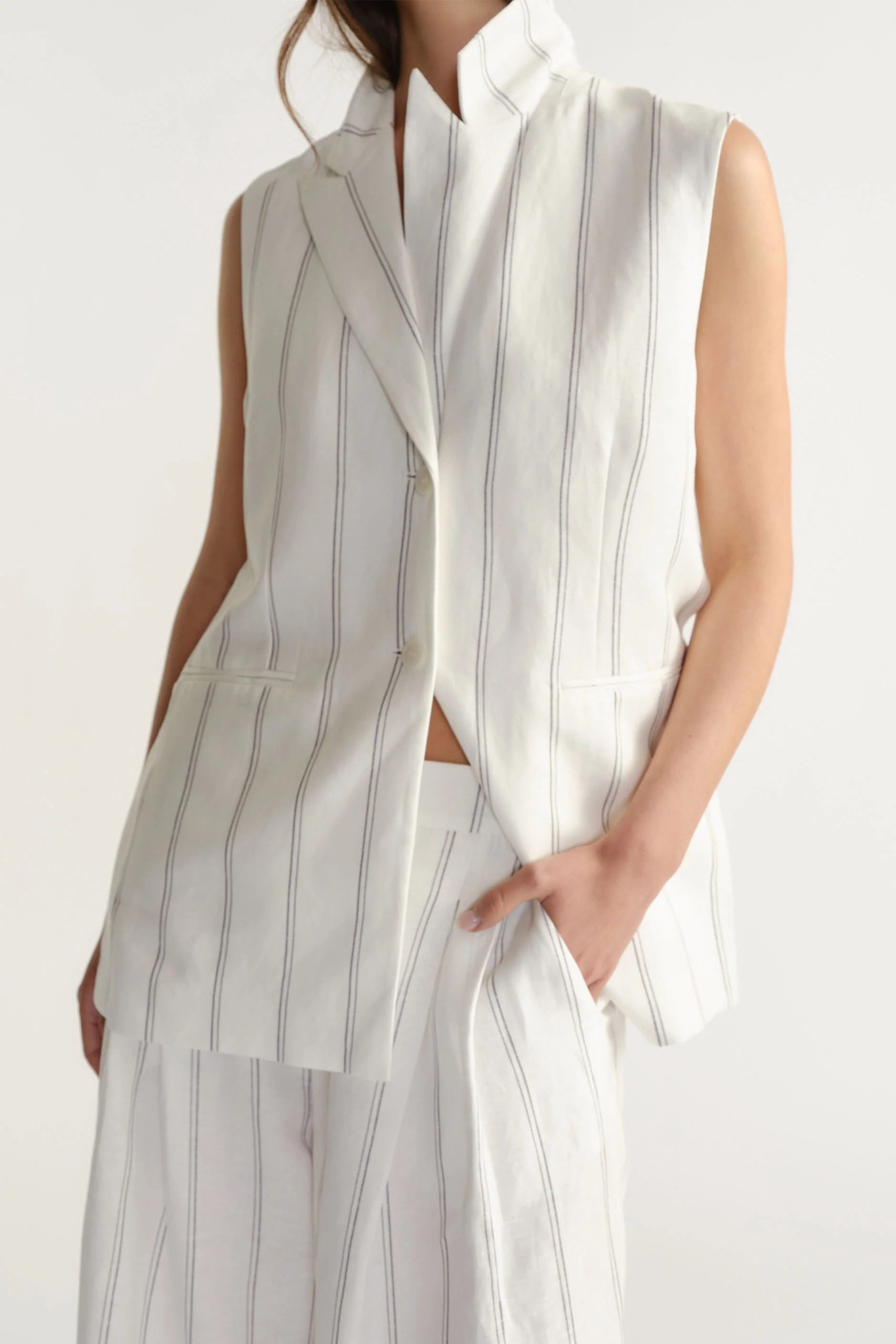 Paige Linen Blend Vest - Vanilla Stripe | DECJUBA