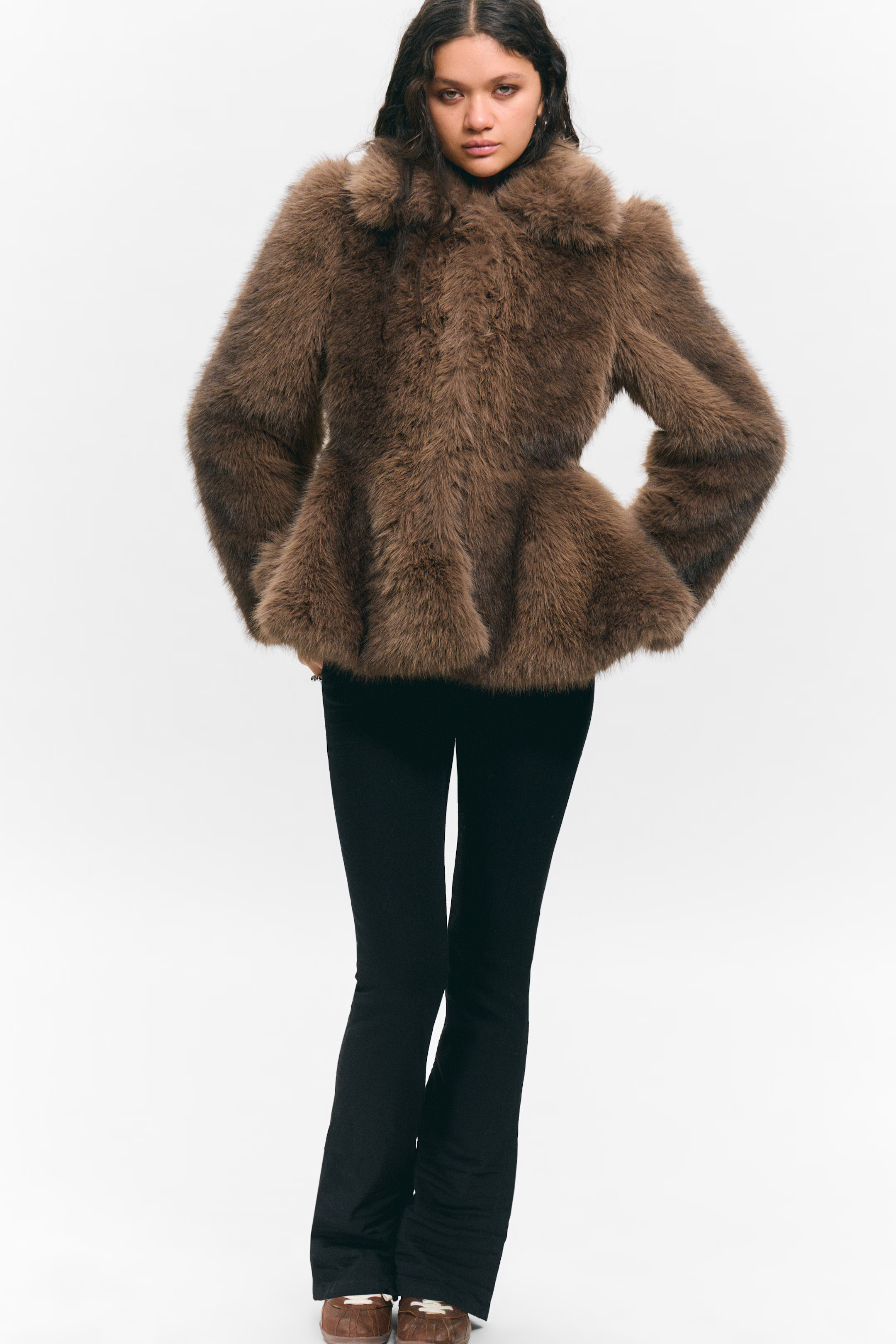 Veste à basque en fausse fourrure | H&M (FR, IT, ES, PT, BE)