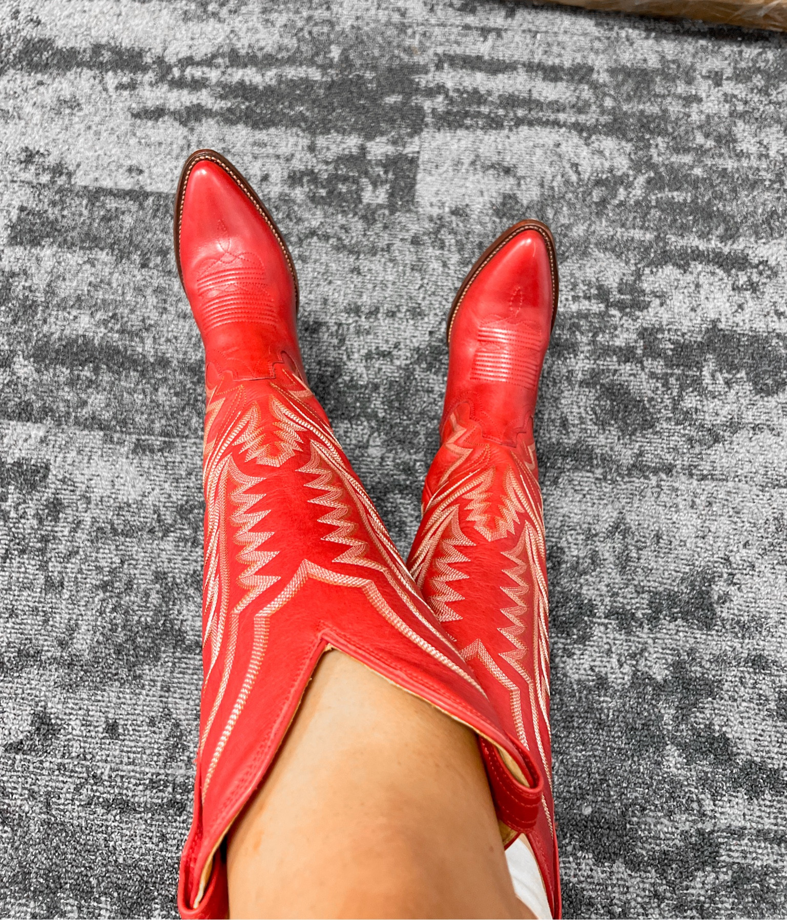 new boot goofin in my new crimson tecovas ❤️

perfect for work, football season, the holidays or just for a fun bold outfit ✨

#LTKSeasonal #LTKWorkwear #LTKShoeCrush