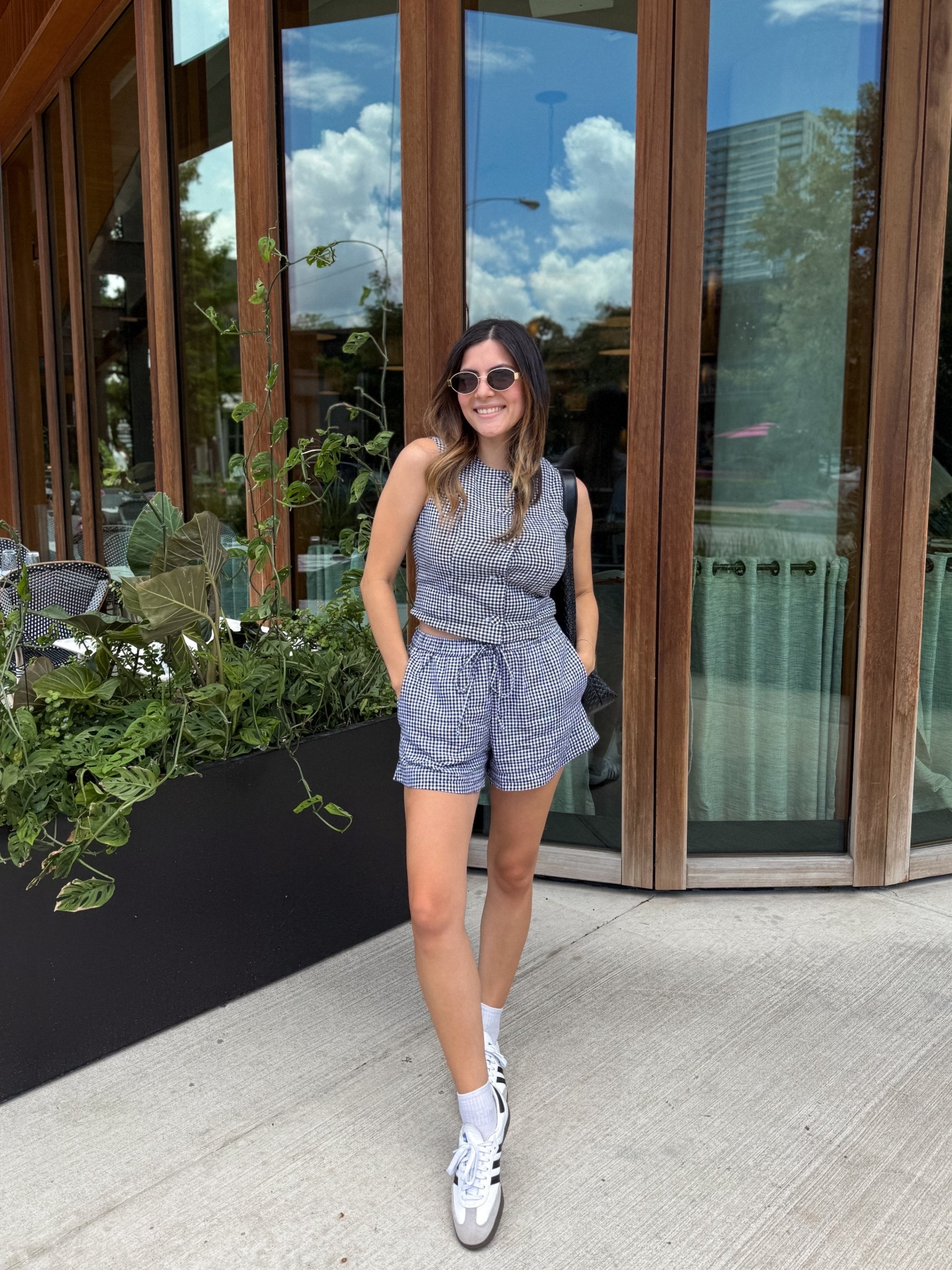 Summer brunch ootd 🖤🤍
Size XS in & S in shorts (could size down to XS in shorts as they run a little big)


Gingham set, shorts and top set, gingham black and white top, gingham shorts, gingham line pull on shorts, adidas sambas 