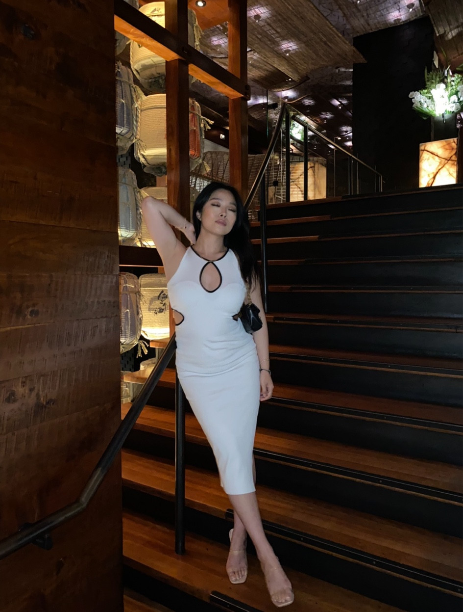 CLASSY NIGHT OUT DRESS 

Fancy night out// dressed up// classy white dress 