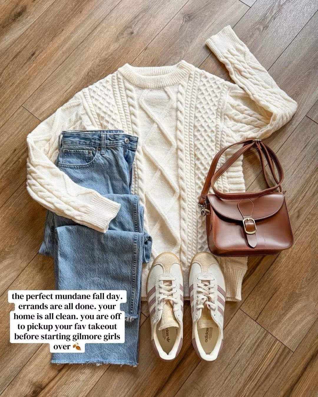 cozy fall outfits. oversized sweater that’s giving lorelei gilmore vibes!

#LTKSeasonal #LTKSaleAlert #LTKootd