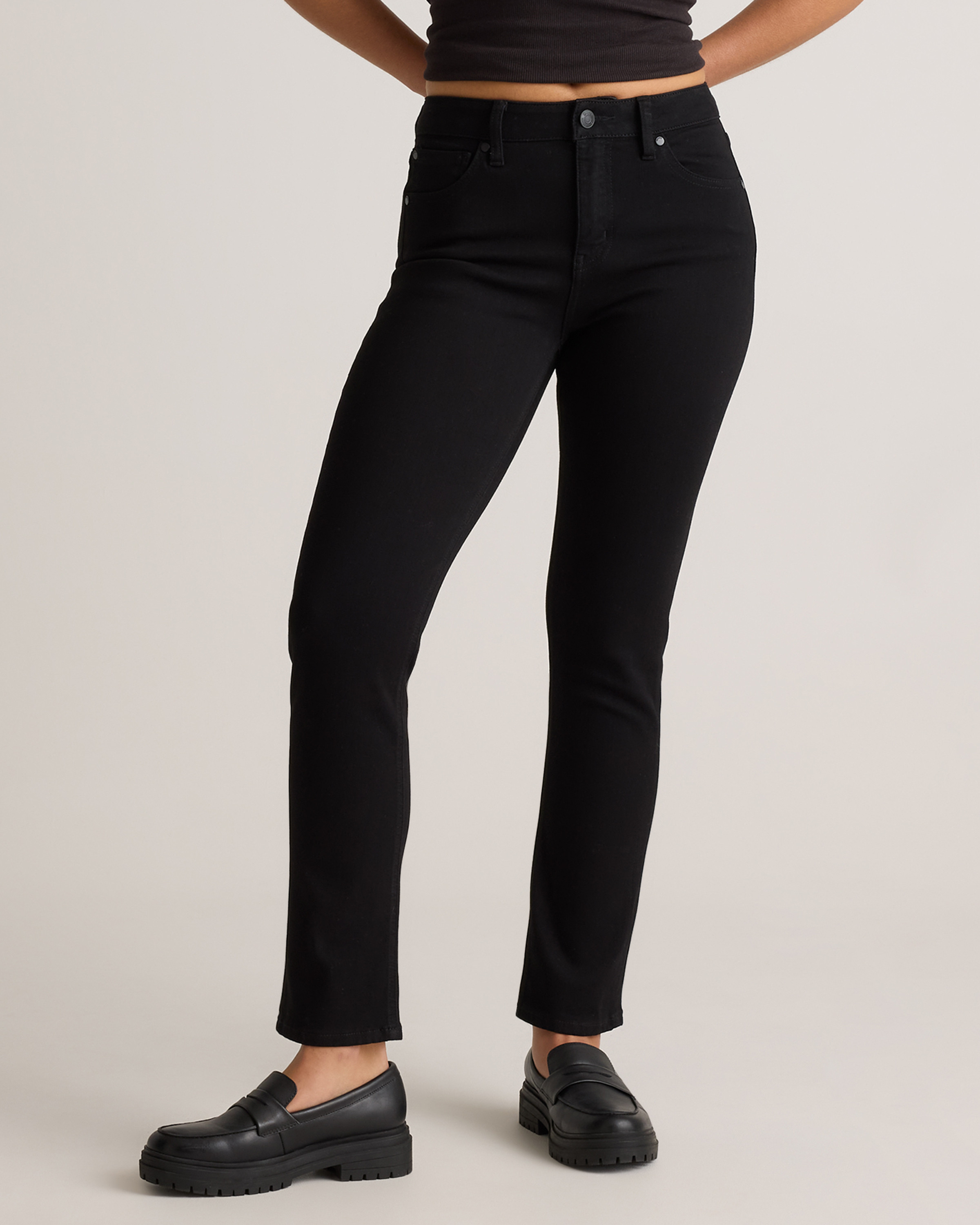 Quince | Women's Luna Stretch Slim Straight Jeans in Black, Size 25, Organic Cotton | Quince