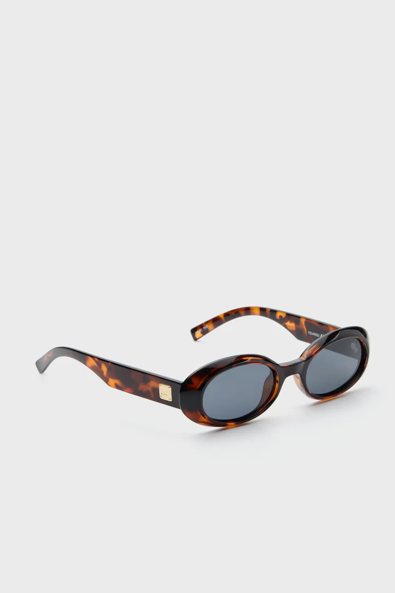 Dark Tort Work It! Sunglasses | Tuckernuck (US)