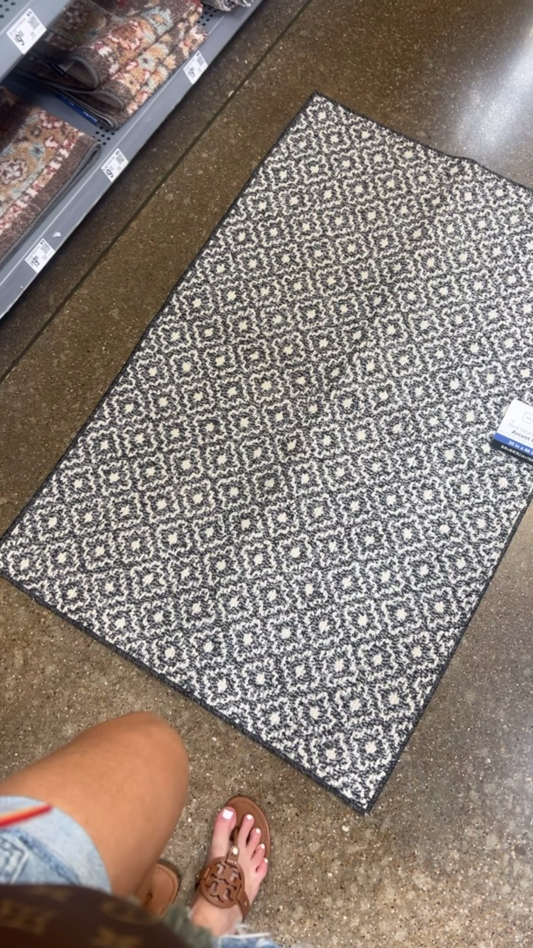 Walmart rug  

#LTKHome