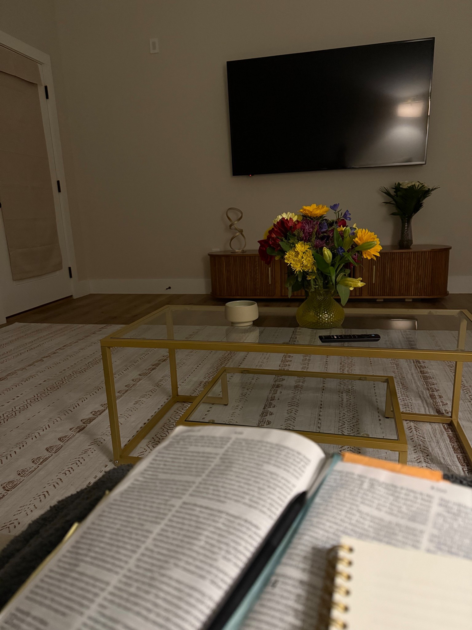 Living room

#LTKFamily #LTKSeasonal #LTKHome