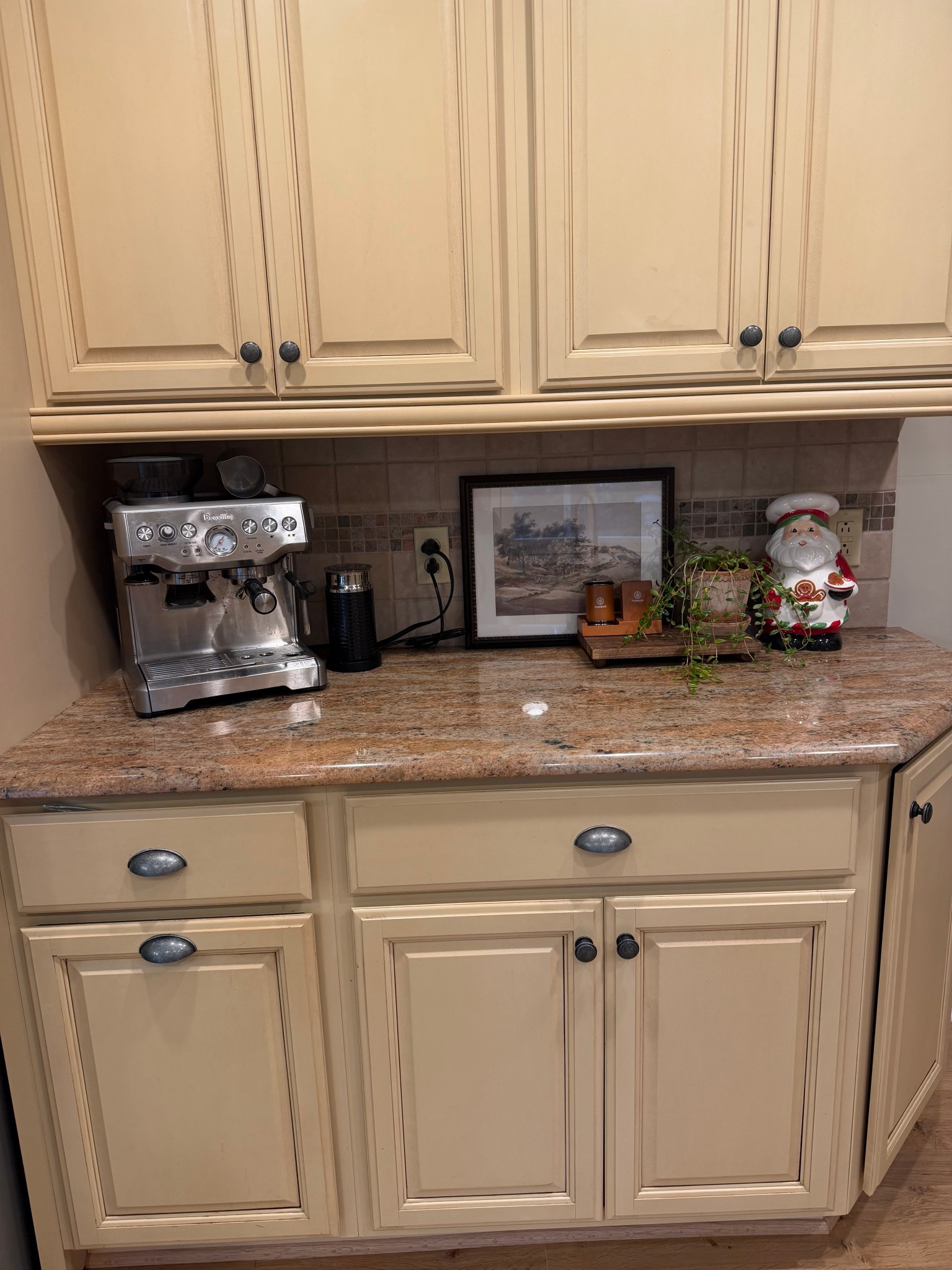 Simple kitchen corners! Black Friday with lots of deals on the coffee machine! 

#LTKGiftGuide #LTKCyberWeek #LTKHoliday