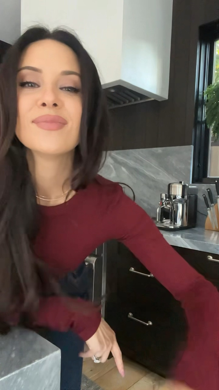 When your new coffee machine looks perfect on your countertop space 🙌🏼. I’m super picky about my counter space and love how luxe my new @Nespresso machine looks on my counter! On major sale now until 1/5 @bloomingdales #bloomiespartner #ad #bloomingdales

#LTKHoliday #LTKmorningroutine #LTKGiftGuide