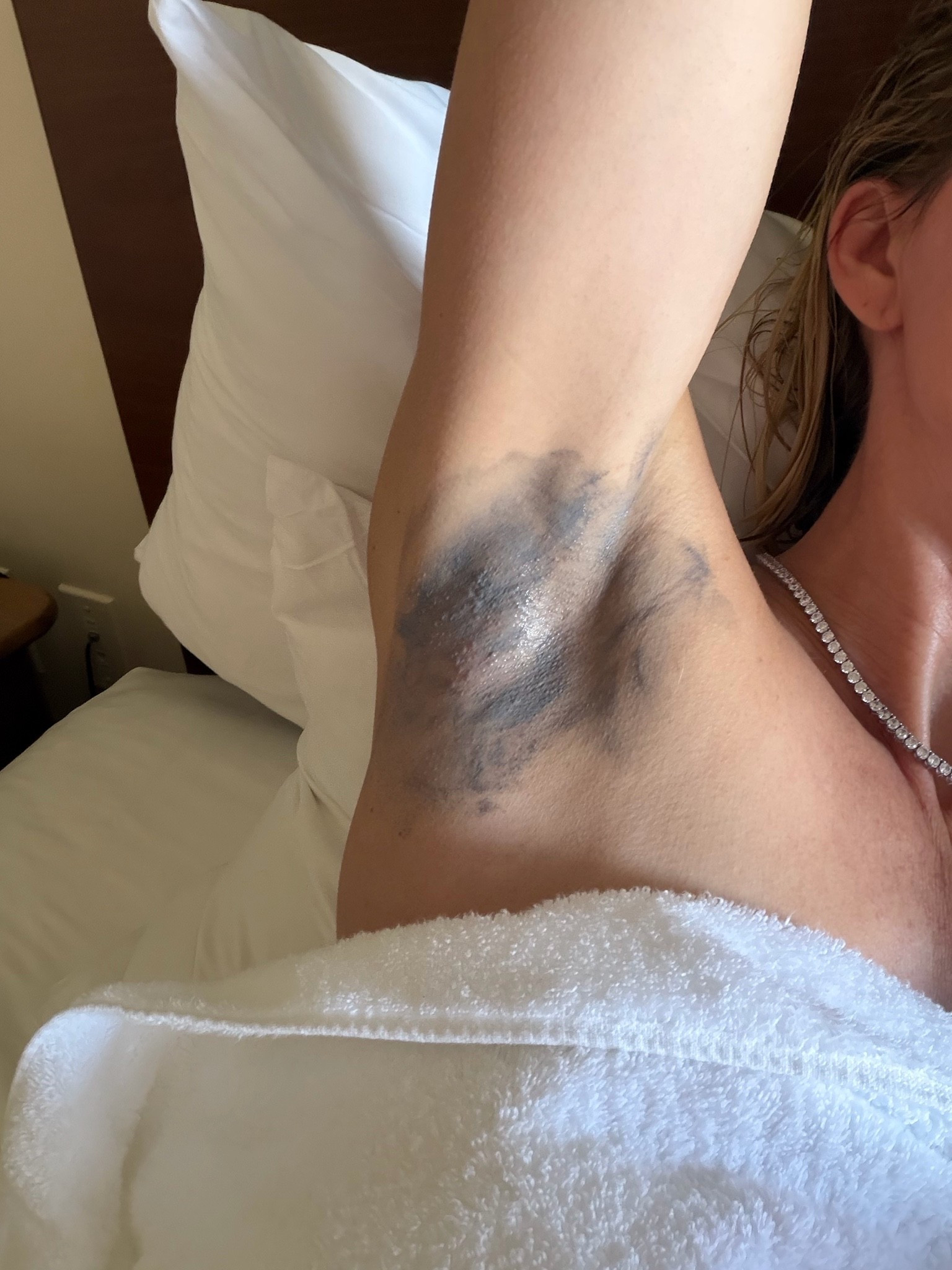 if u feel like your deodorant stops working halfway through the day, try this. It’s a clay mask for your armpits that gets rid of all that deodorant buildup and excess oil so you’re not just layering deodorant on top of deodorant. Your pits actually feel clean after using

#LTKselfcare #LTKBeauty #LTKOver40