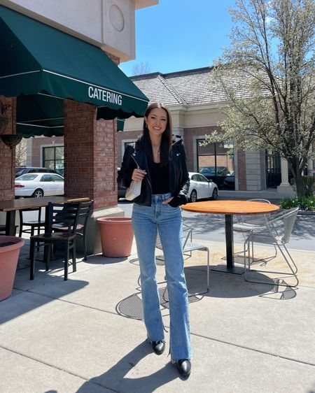 What I wore in Utah! My new favorite jeans plus some old favorites :) I linked a bunch of similar faux moto jackets and booties for you guys :) 

#LTKtravel #LTKfindsunder100