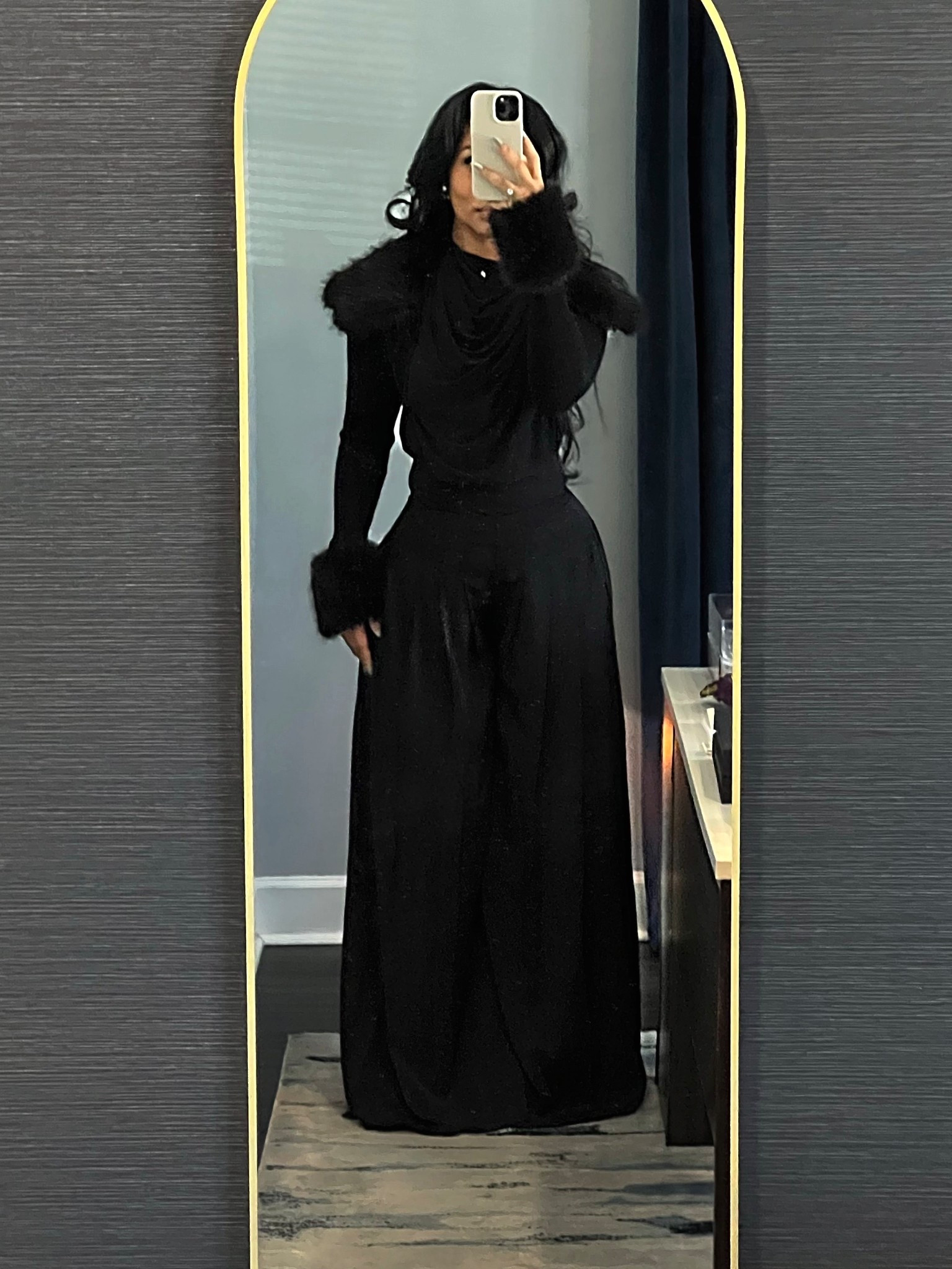 my first ltk post :)

crop jacket: @fashionnova “sara sweater skirt set”
top: @fashionnova “justa high neck top”
bottom: @nakedwardrobe “pleated wide leg pant”

#LTKootd #LTKdayinmylife #LTKWorkwear