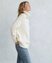 Alpaca Cocoon Turtleneck | Jenni Kayne