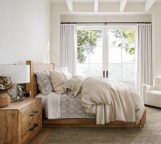 Oakleigh Bed | Pottery Barn (US)
