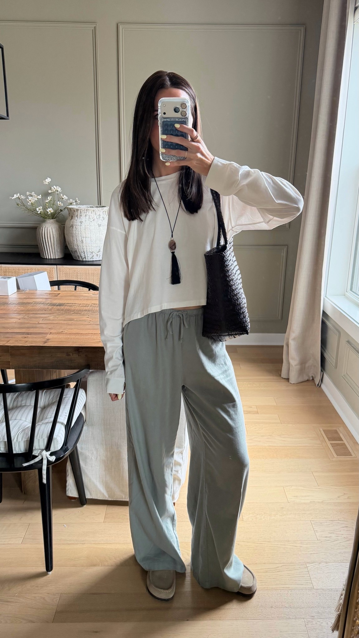 Yesterday’s outfit 🤍 

Long sleeve tee: tts (S)
Pants: tts (S) 5’7” 
Clogs: tts, size up for half sizes 

@Splendid @Madewell 

#LTKootd #LTKSaleAlert #LTKSeasonal