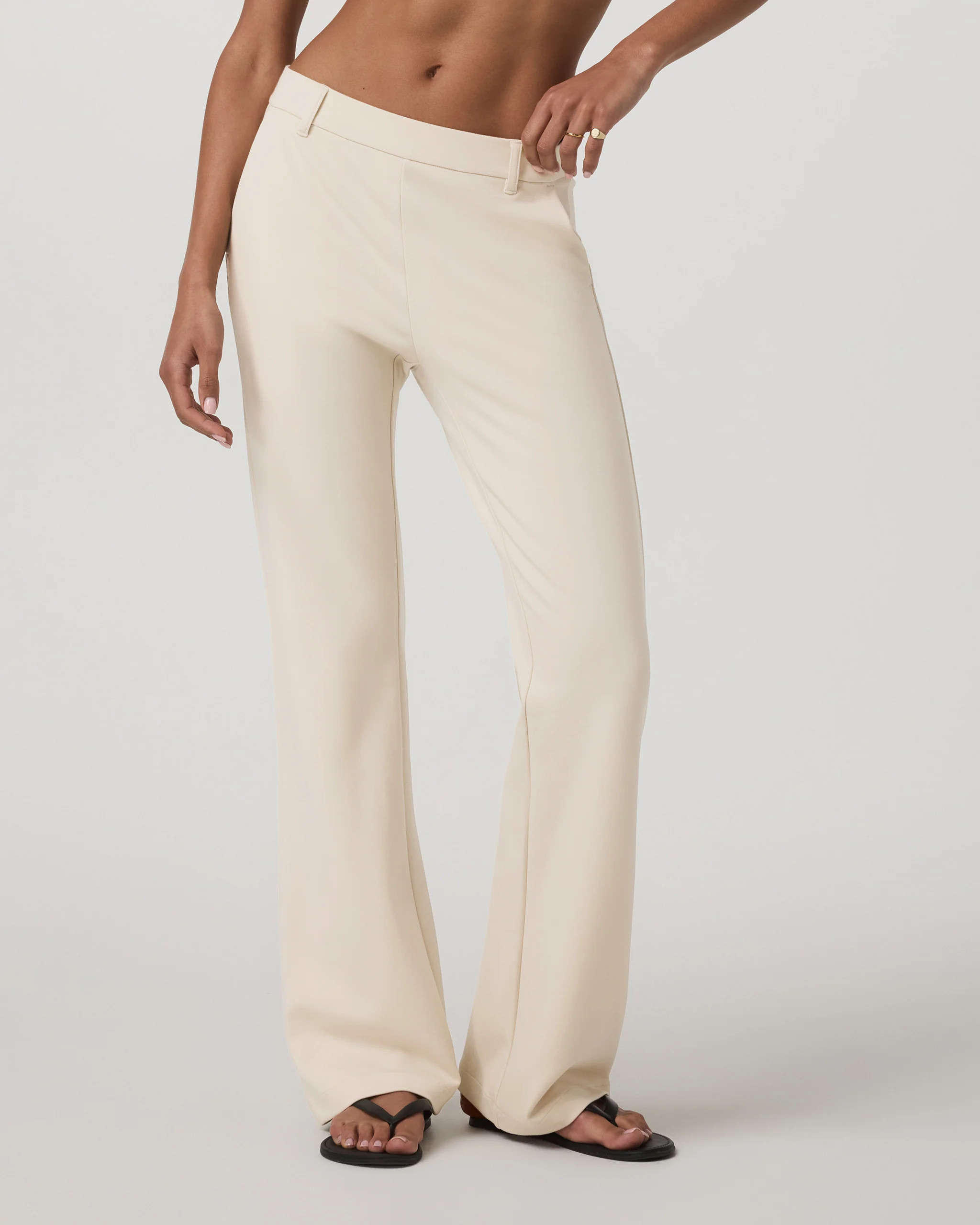 Maven Slim Bootcut Pant | Vuori Clothing (US & Canada)