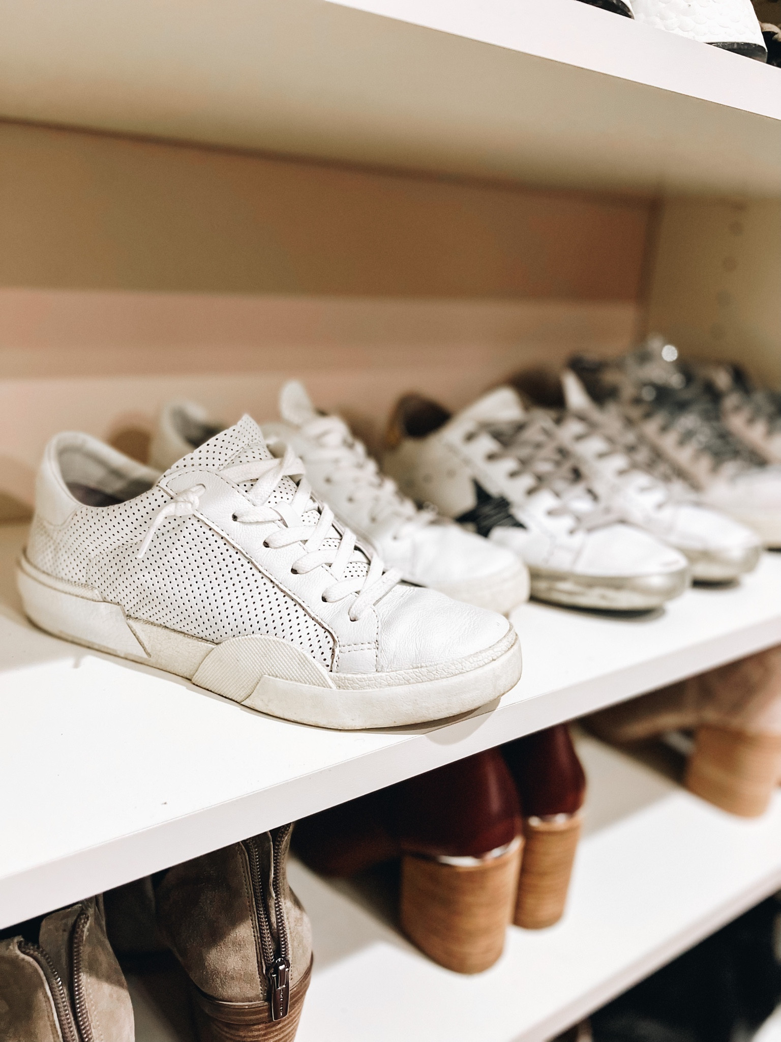 Found a great alternative to my white Dolce Vita sneakers that haven’t restocked from the NSale. 

Casual sneakers 
White sneakers
Fashionably late mom
Sneakers with dresses 
Fall fashion 
Golden goose lookalike 


#LTKshoecrush #LTKunder50