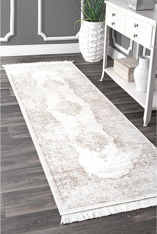 nuLOOM Cantrell Faded Transitional Fringe Runner Rug, 2' 8" x 8', Ivory | Amazon (US)