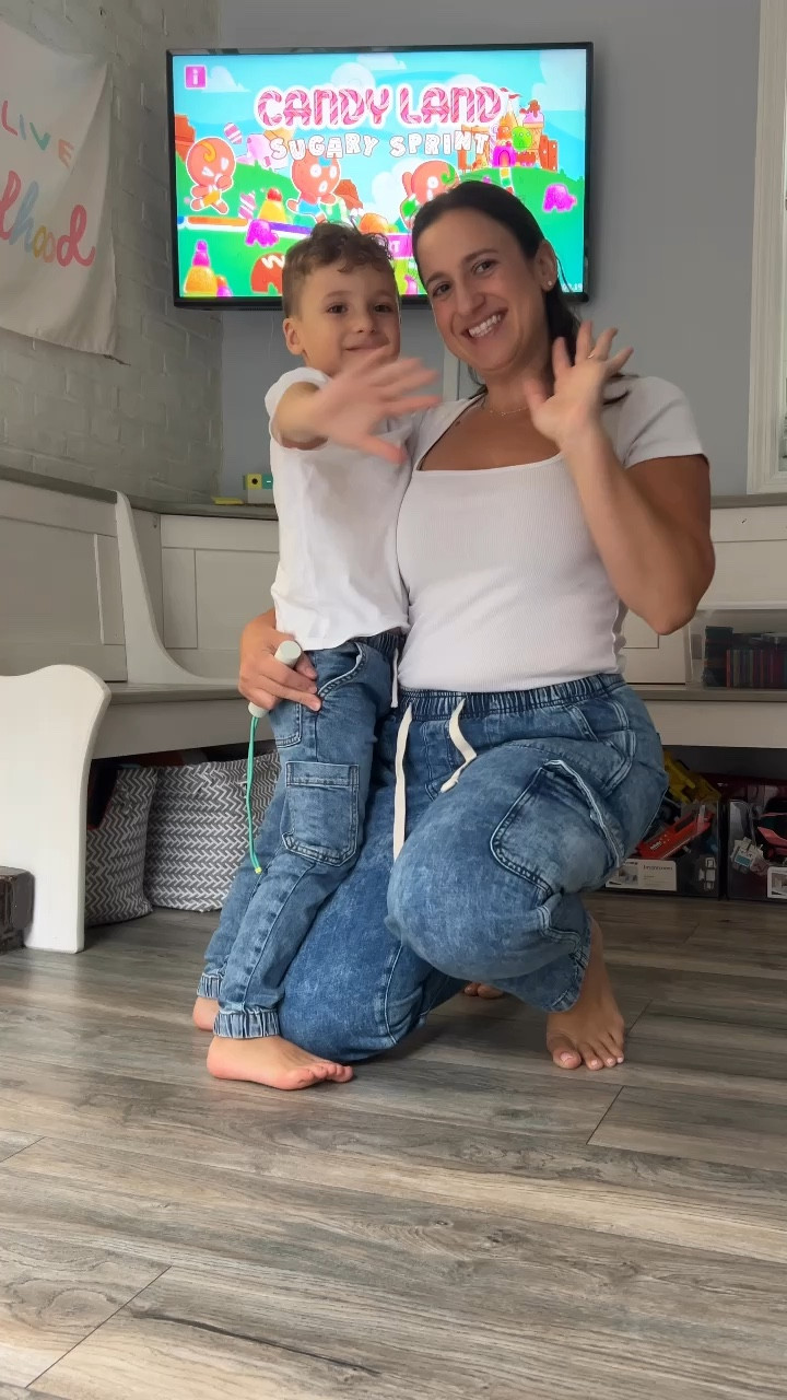 NEW FAVE MOM JEANS✨

#LTKMidsize #LTKStyleTip #LTKSaleAlert