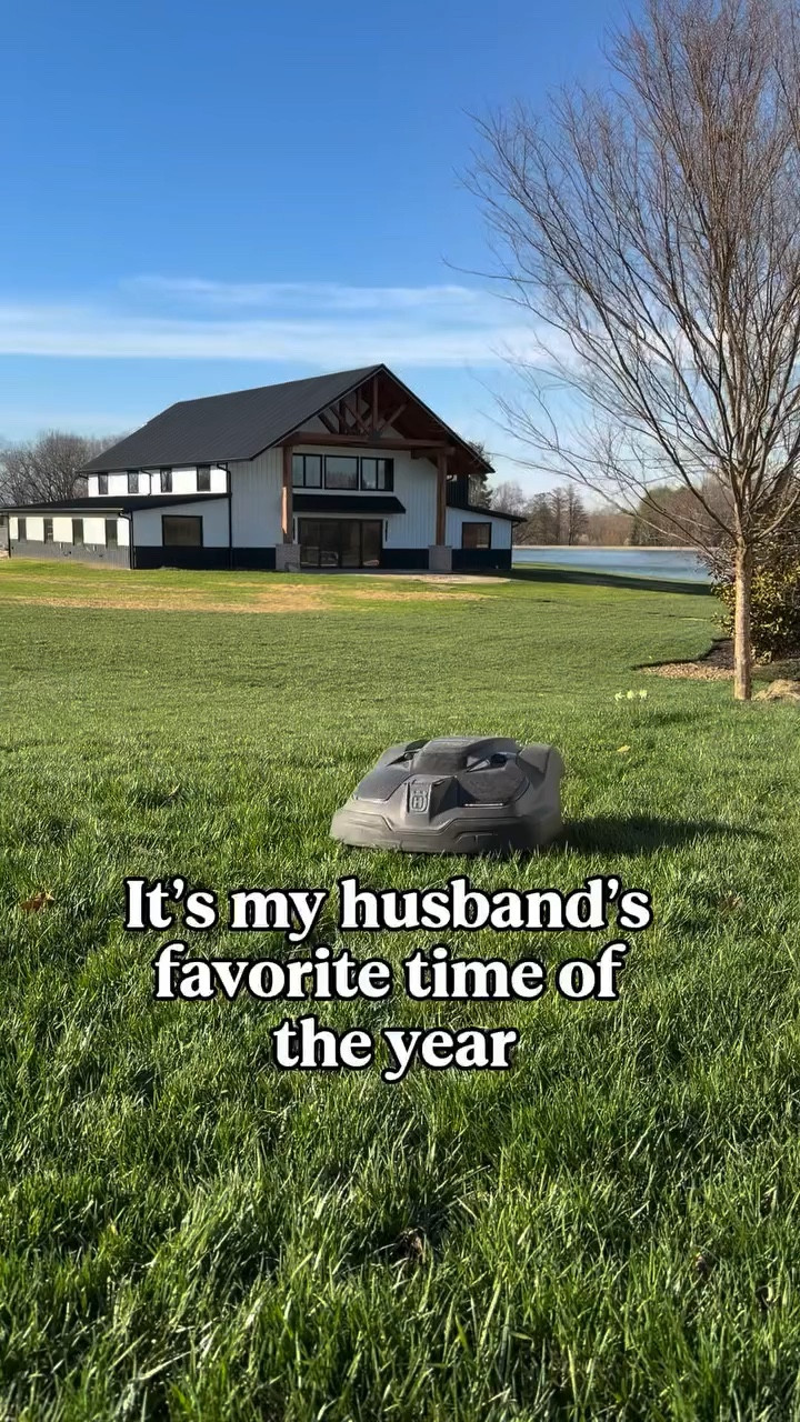 Shoutout to all the wives competing with grass lines for attention. Also, who wants to come talk about grass so I don’t have to? 

#husbandwife #thesearethedays #dadlife #backyardgoals

#LTKMens #LTKdayinmylife #LTKSeasonal