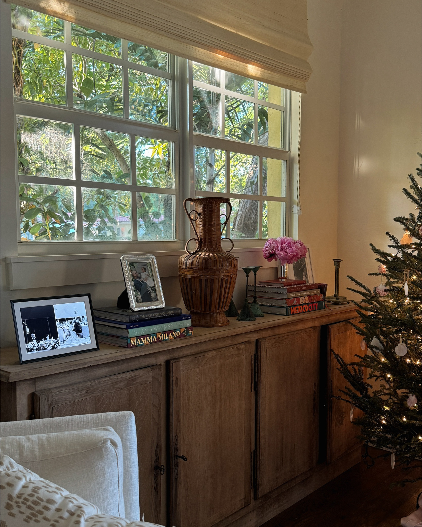 Memories deserve to be shared, not stored! From weddings to pregnancy announcements to the birth of our daughter, Aura Frames let me share all the moments that make us…us. For a limited time, take $45 off the Carver Mat (pictured here) with promo code BLACKFRIDAY  