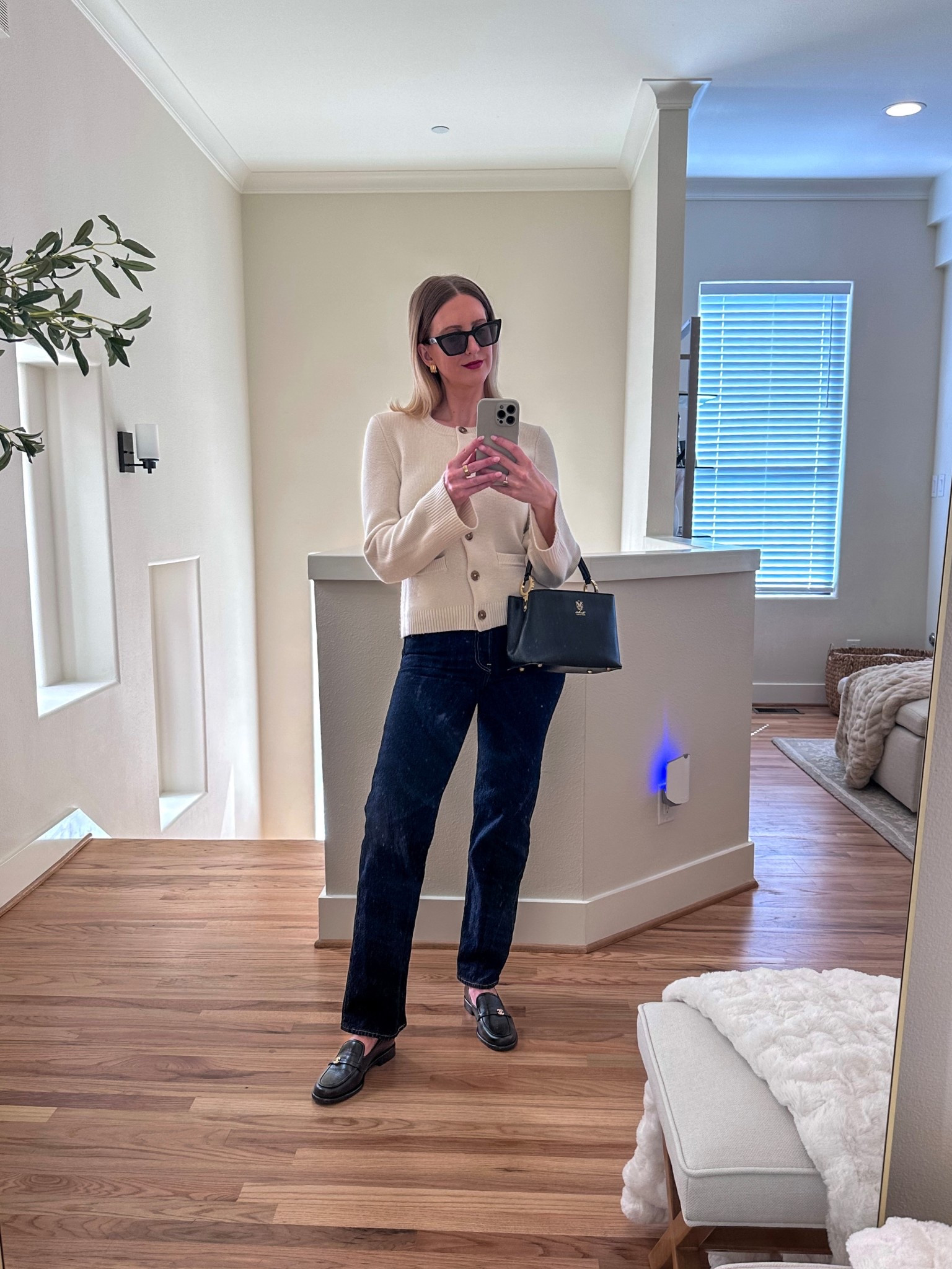 Casual outfit for church - love this cashmere sweater from quince with these dark wash Levi’s 

#LTKootd #LTKdayinmylife #LTKgrwm