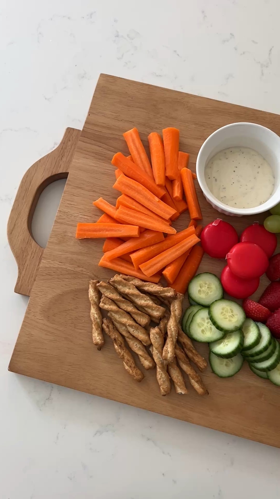 Obsessed with this charcuterie board from Studio McGee Threshold with Target!

#LTKFindsUnder50 #LTKHome #LTKSeasonal