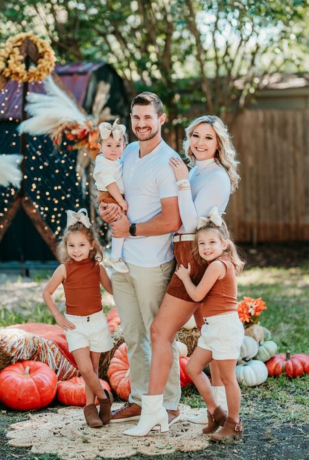 Fall family photo outfit inspo

Kids, matching outfit, fall fashion, girls fashion, men’s

#LTKfamily #LTKSeasonal #LTKstyletip