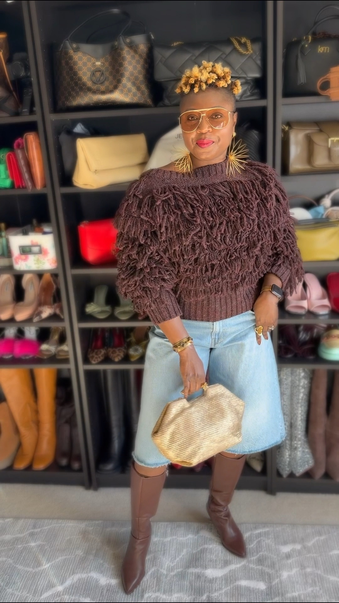 Shaggy sweater 

#LTKOver40 #LTKgrwm #LTKootd
