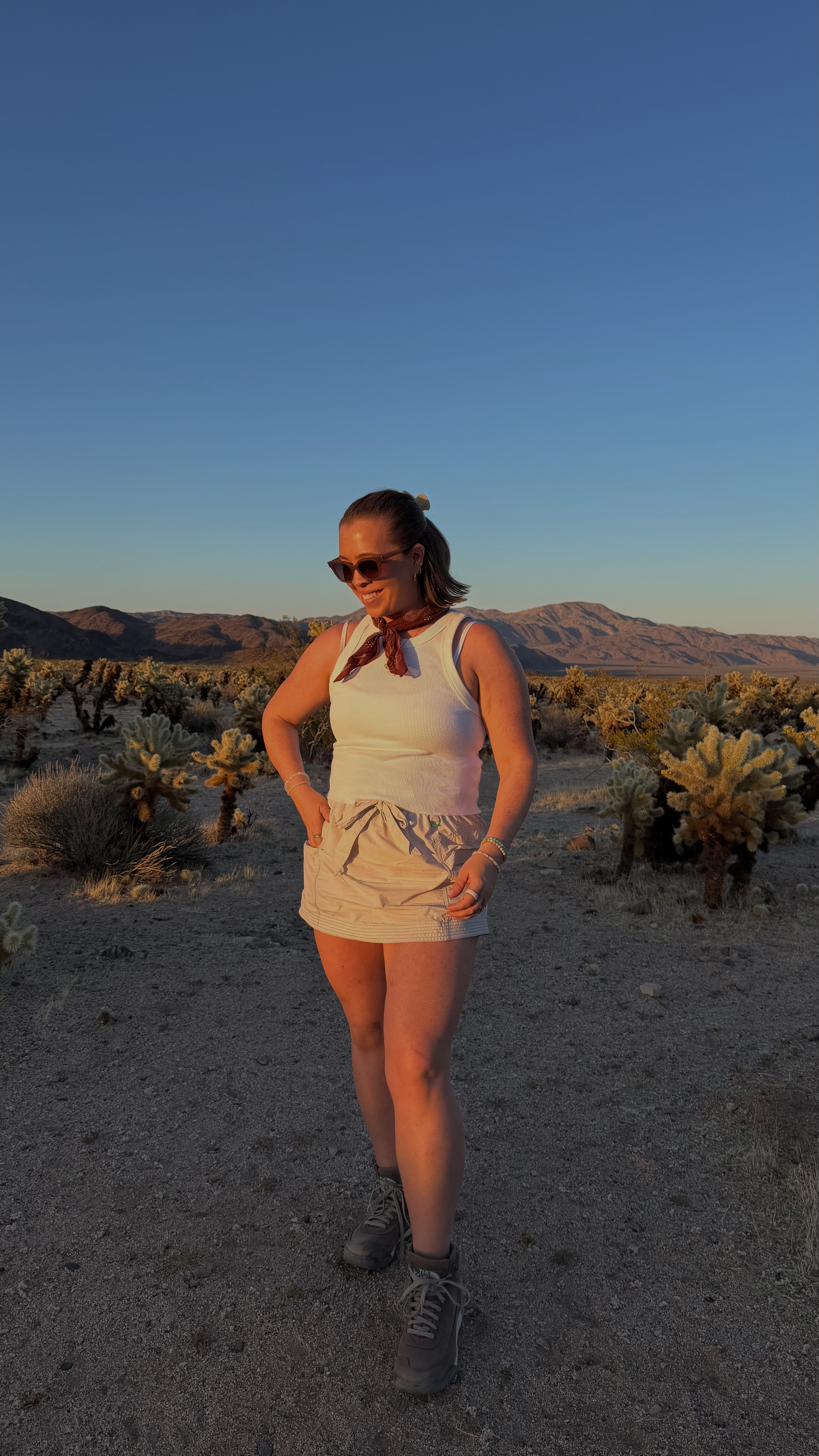 Hiking Outfit of the Day 🥾 Size 8/10 | M/L | 5'4" 

 #LTKfitnessgoals #LTKActive #LTKTravel