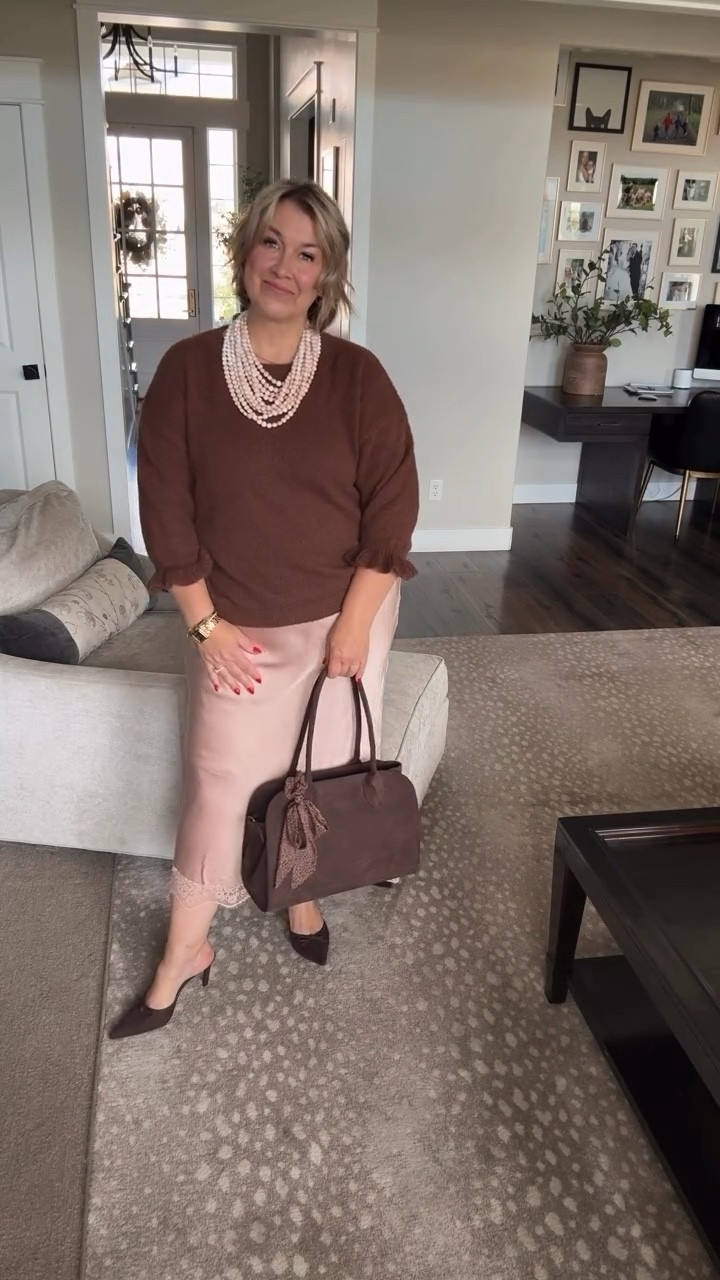 Sometimes I look at the details — the lace trim, the color combo, the little things — and realize beauty isn’t really about any of that. ✨
*Comment SHOP to receive a link
It’s not about the outfit, the body, or the makeup.
It’s about how we treat others, how we speak life, and how we make people feel when they’re around us. 💕
midlife style. feminine outfit. beauty from within. women over 40 fashion. classy fall look. satin skirt outfit. Target finds.


#LTKStyleTip #LTKMidsize #LTKOver40