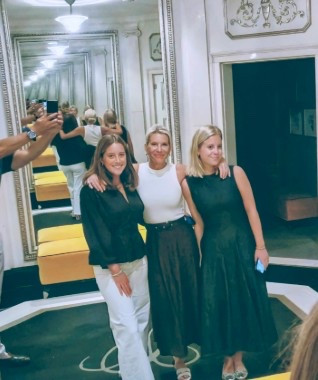 Me and my gals!  At the Carlyle Hotel in NYC 🗽

#LTKTravel #LTKSaleAlert #LTKOver40