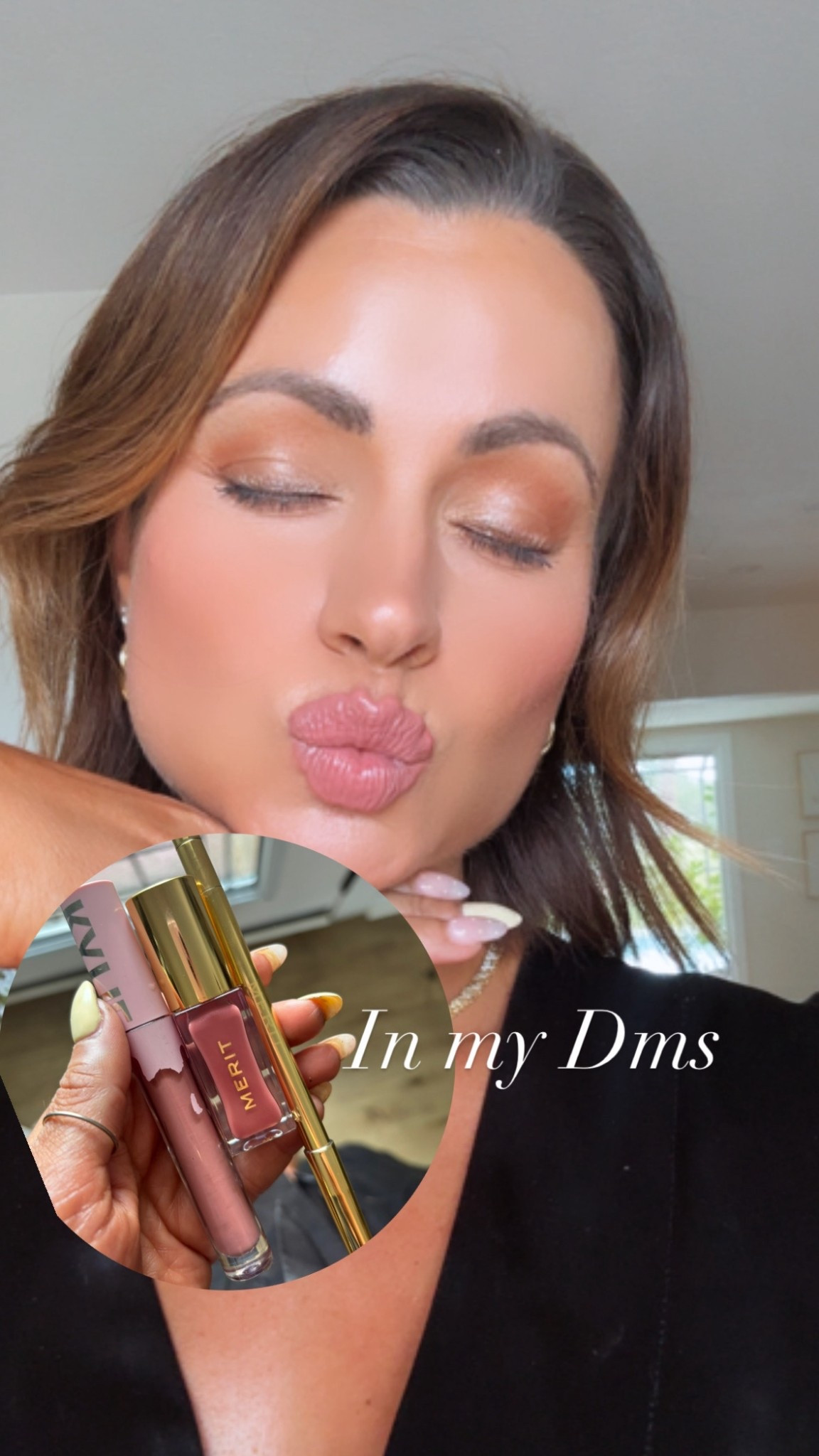 My lip combo for today!
Kylie- candy k
Merit liner- mayfair
Merit gloss-jetè

Spring lip combination 

#LTKgrwm #LTKBeauty #LTKdayinmylife