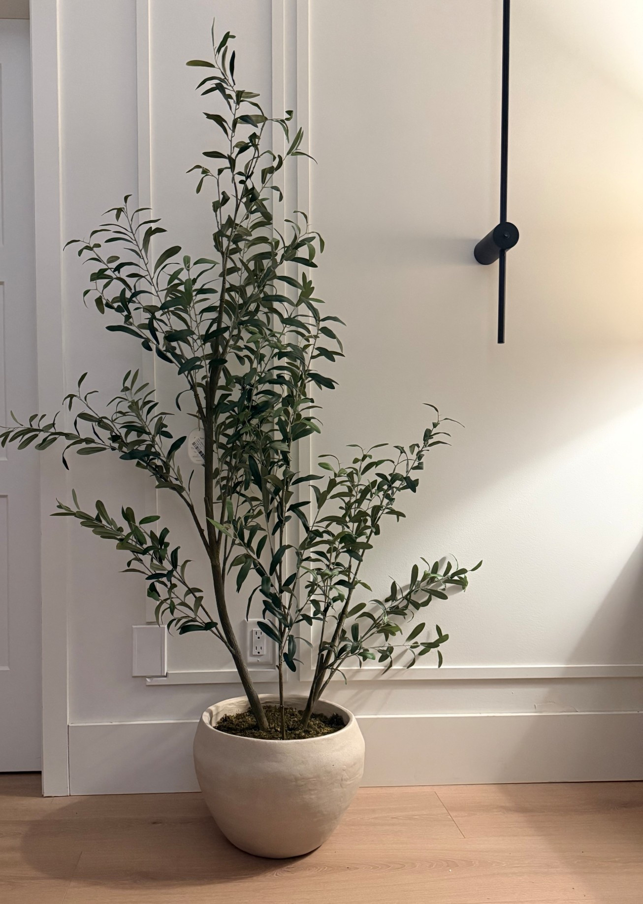 New at Target! How pretty is this potted olive tree…just what I’m needing for my post holiday refresh.
I absolutely love it. Beautiful and airy.. 5’ tall and the gorgeous faux stone planter gives such an organic touch✨