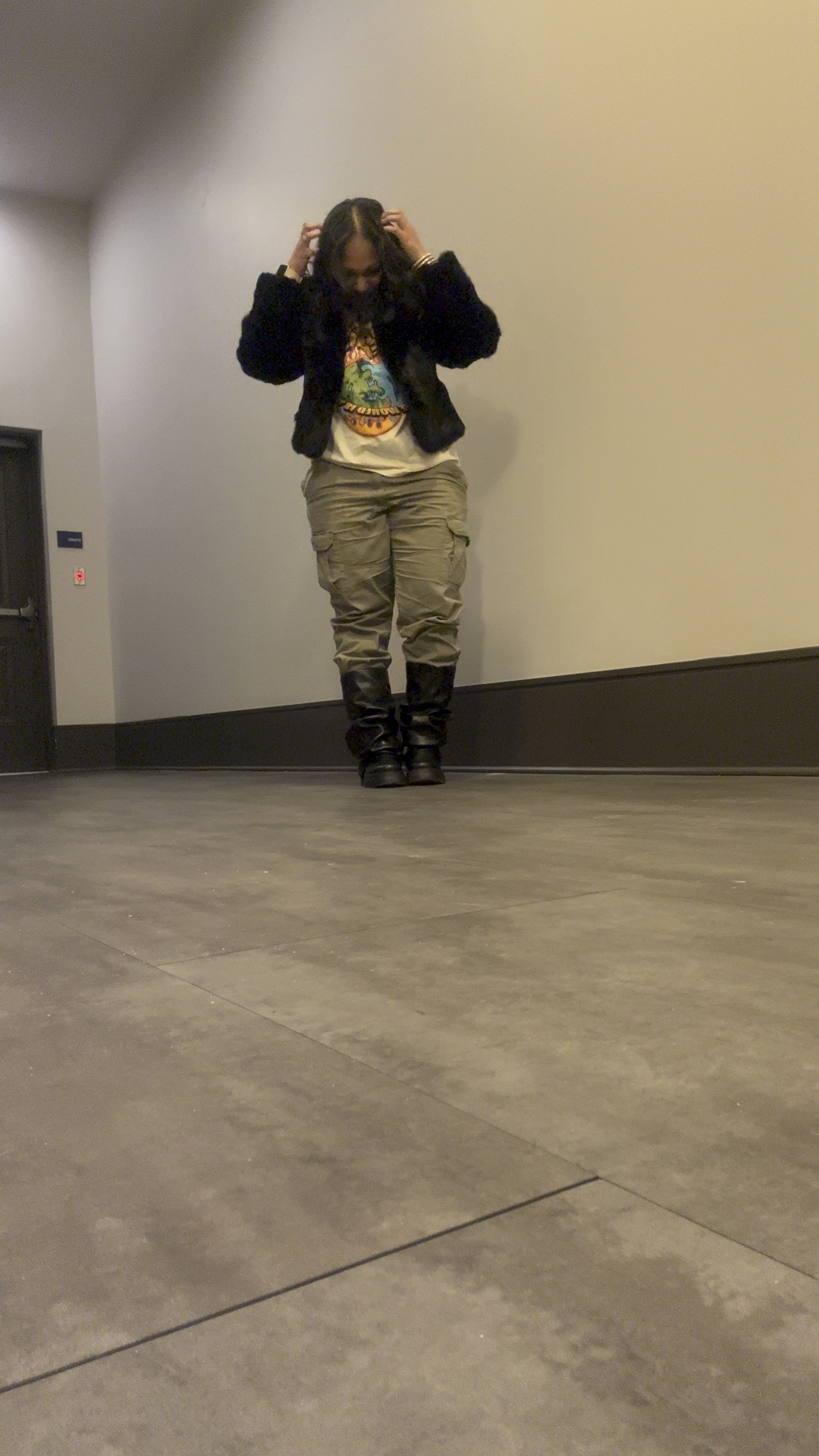 I was rushing but here’s a little casual fit check for the day 🥰

* I don’t own the rights to this music*

#fitcheck #outfit #casualoutfits #ootdfashion #cargos #LTK

#LTKStyleTip #LTKFindsUnder100 #LTKMidsize