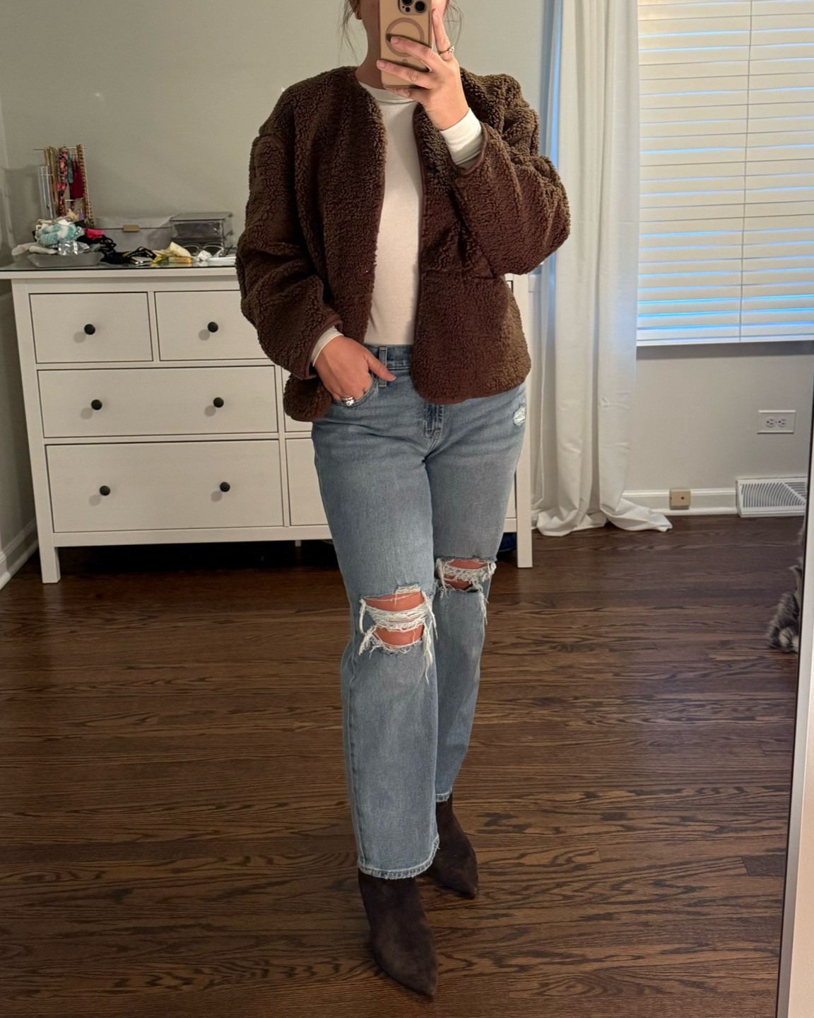 #fallstyle #fallfashion #jeans #denim #boots #booties #teddyjacket #hm #oldnavy #dsw 

#LTKMidsize #LTKSaleAlert #LTKFindsUnder100