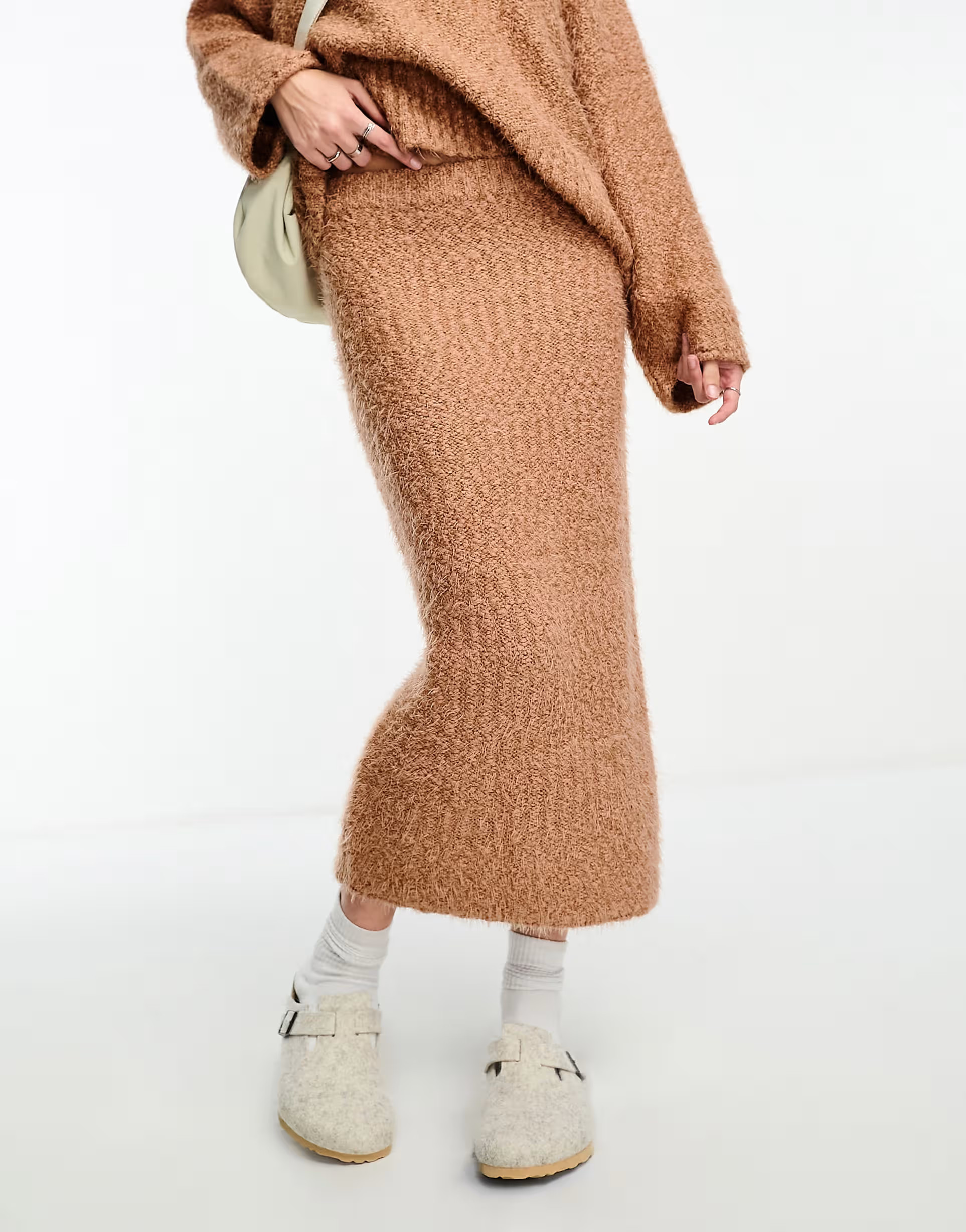 ASOS DESIGN co-ord knitted midi skirt in textured yarn in camel | ASOS (Global)
