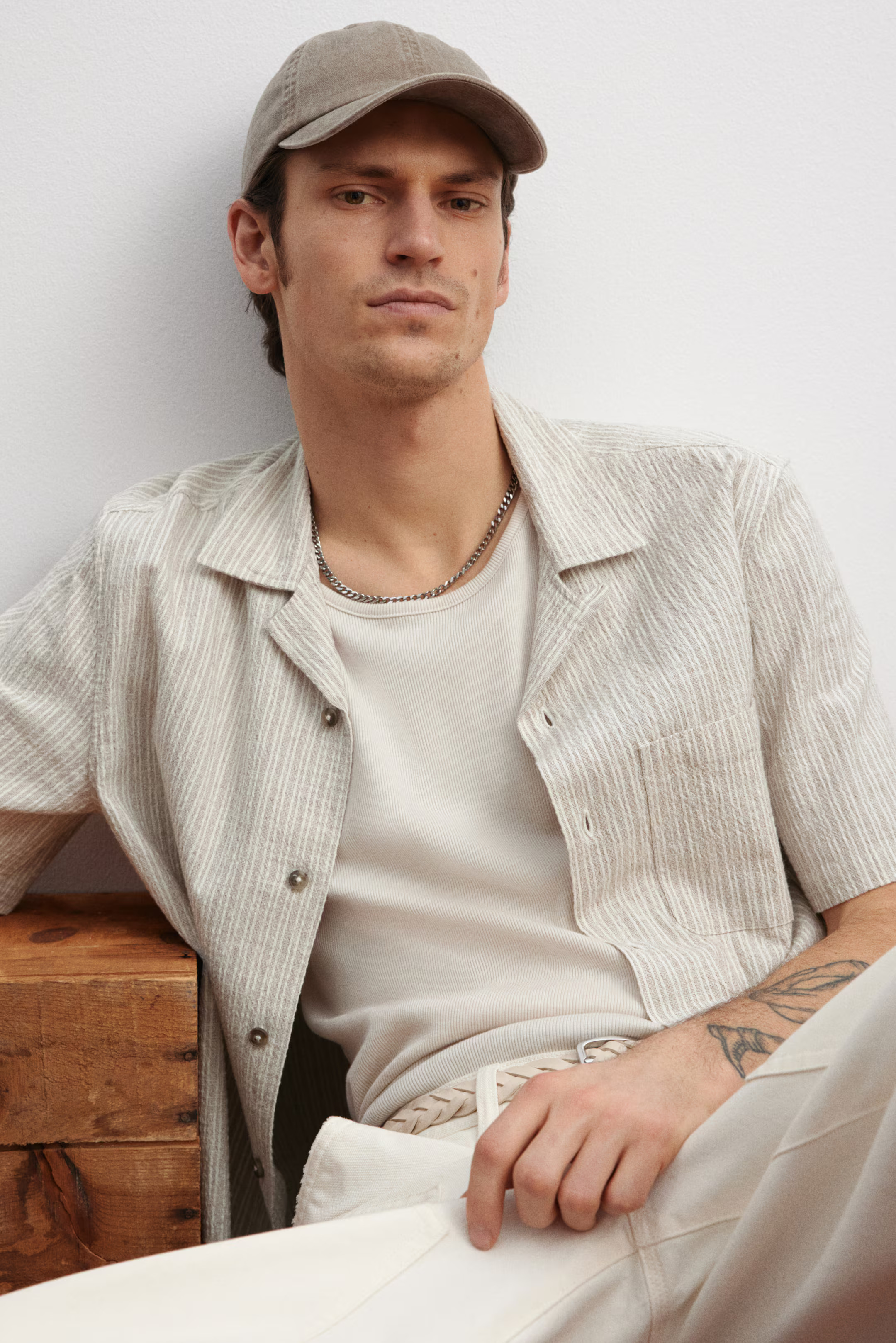 Regular Fit Linen-blend resort shirt | H&M (UK, MY, IN, SG, PH, TW, HK)