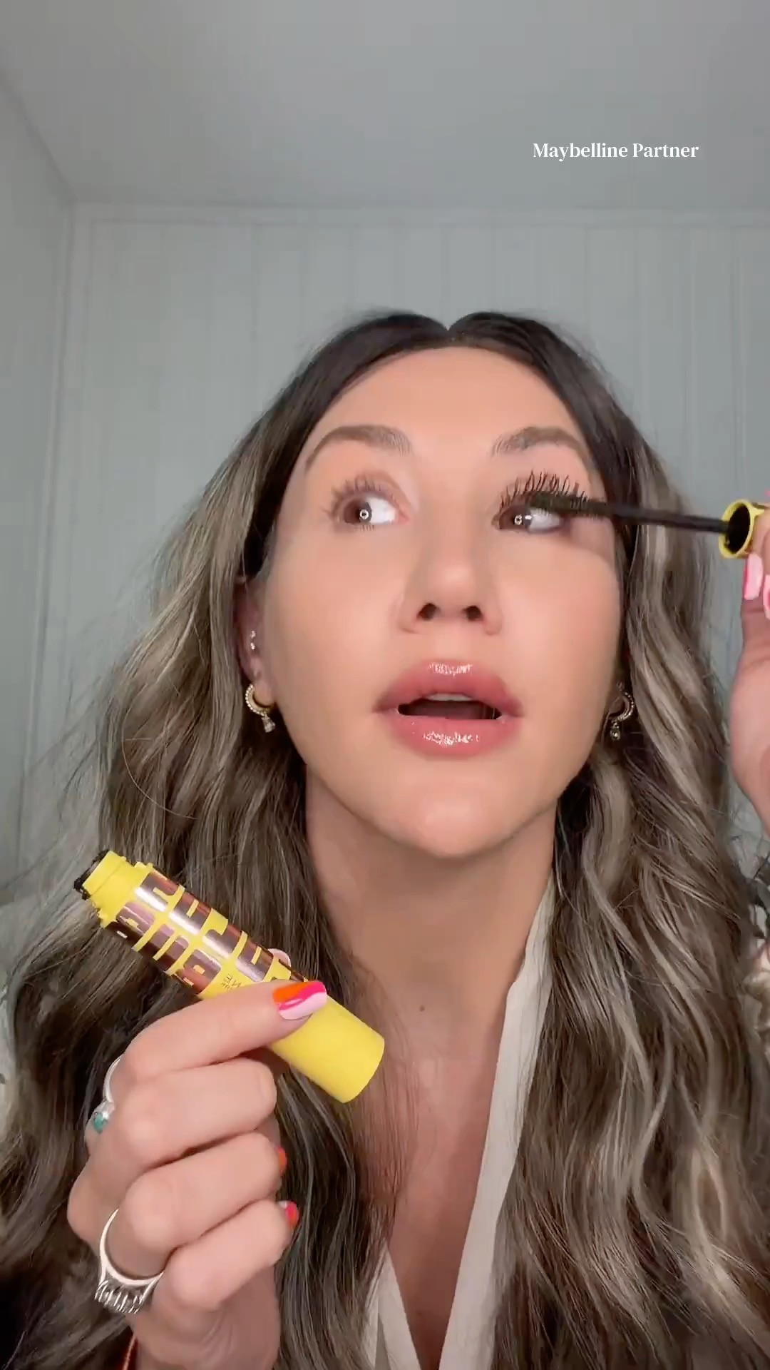 the affordable drugstore volumizing mascara that makes lashes look like falsies — spiral inflator brush inflates every lash from root to tip for separated full volume lashes with zero clumping. washable buildable and lasts all day.

#maybelline #mascara #drugstoremakeup #volumemascara #mascarareview
maybelline colossal bubble mascara washable buildable

maybelline colossal bubble mascara worth buying amazon 2026, best affordable drugstore mascara for falsie looking lashes with zero clumping, volumizing mascara with spiral brush that separates every lash 

 #LTKBeauty