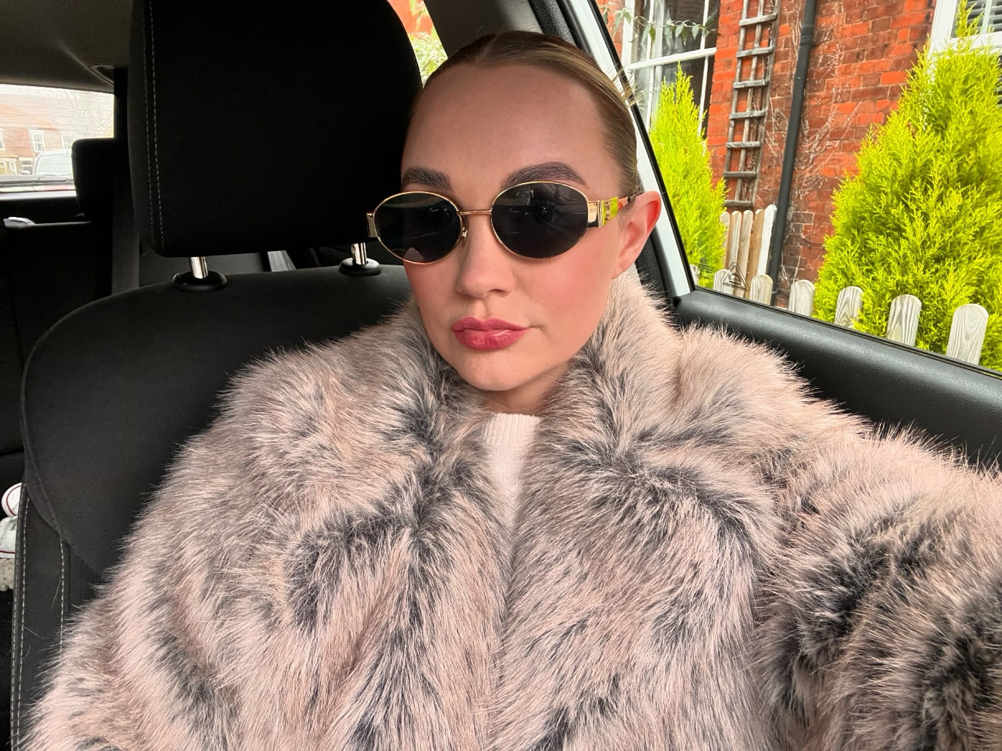 Add a little fur (faux ofc) @newlook How bloody gorggg is this coat though??? #ad #fauxfurcoat #furcoat #winterlook #celinetriomphe #carselfie #newlookers #newlook