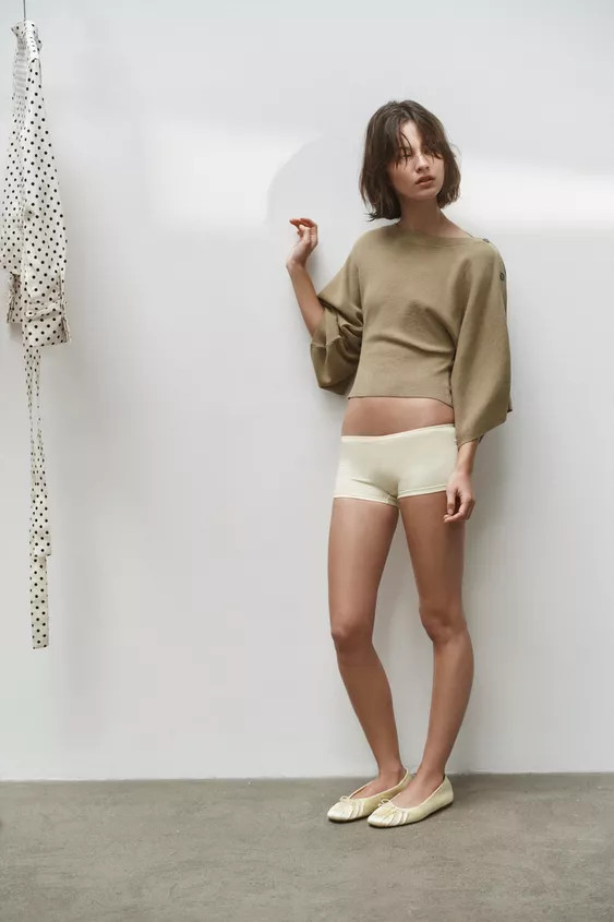 BUTTONED CAPE SLEEVE KNIT JUMPER | Zara US