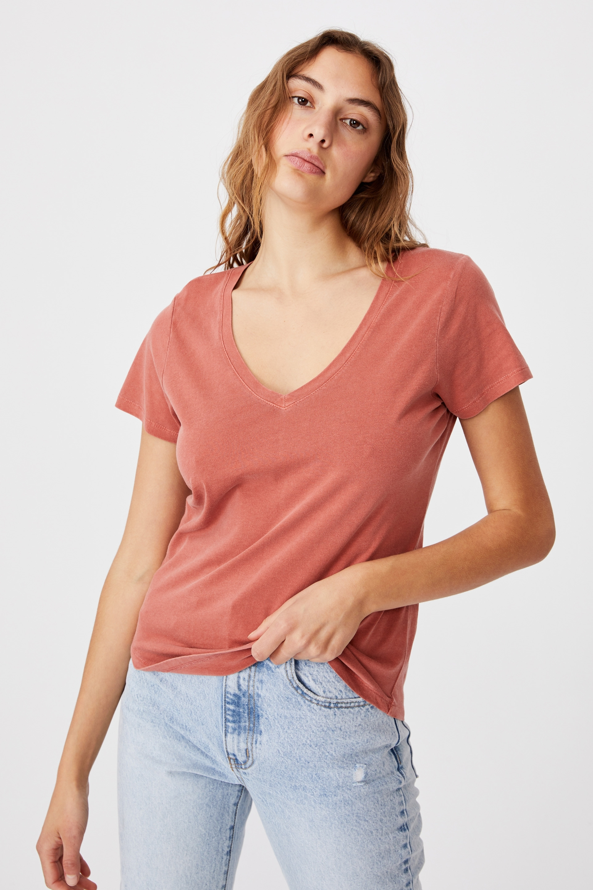 The One Fitted V Tee | Cotton On (ANZ)