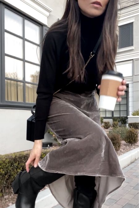 Let your midi skirt be the whole outfit 🤎

Brown midi skirt
Midi skirt outfit
Cool midi skirt
Midi skirt winger outfit
Winter outfit
Work outfit 
Winter work outfit
Black cowboy boots 

#LTKunder100 #LTKstyletip #LTKworkwear
