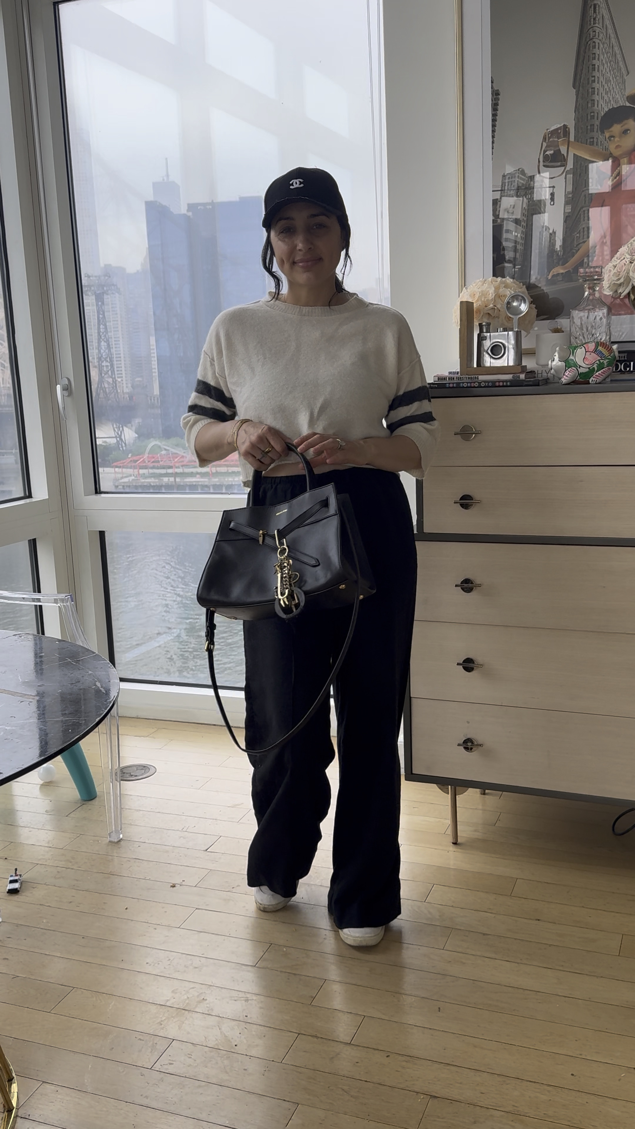 Running errands look 

#LTKItBag #LTKStyleTip #LTKOver40