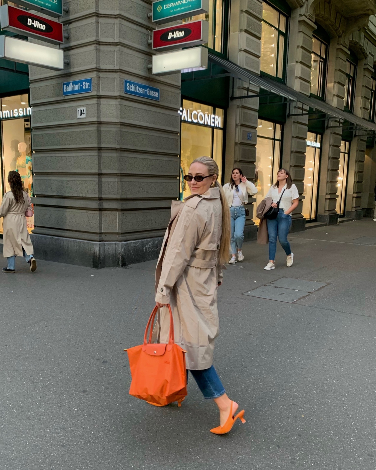 European summer travel outfit trench coat 

#LTKItBag #LTKTravel #LTKSeasonal