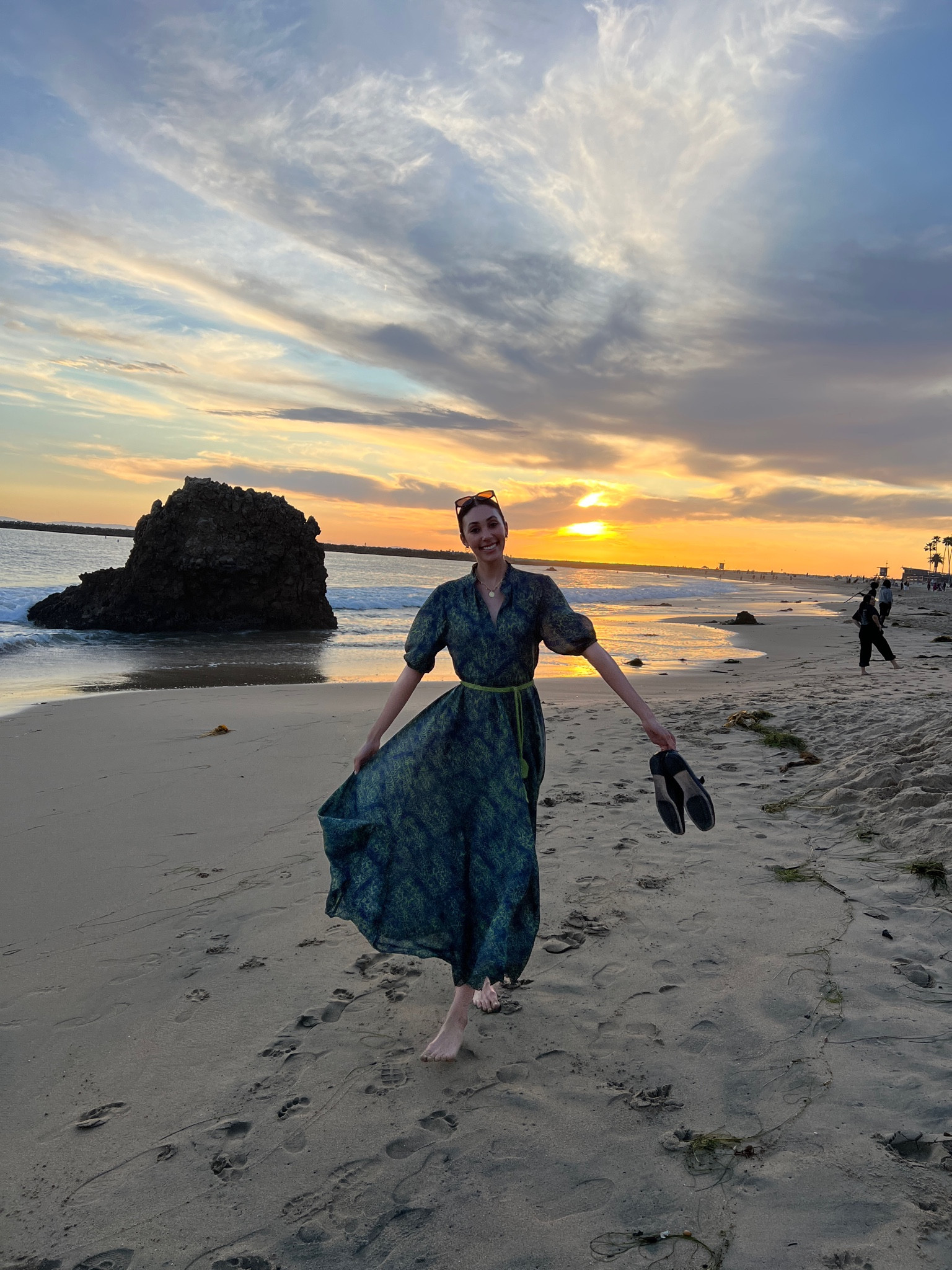 Hannah Artwork Dress! Just dreamy ✨

#LTKGiftGuide #LTKStyleTip #LTKBeauty