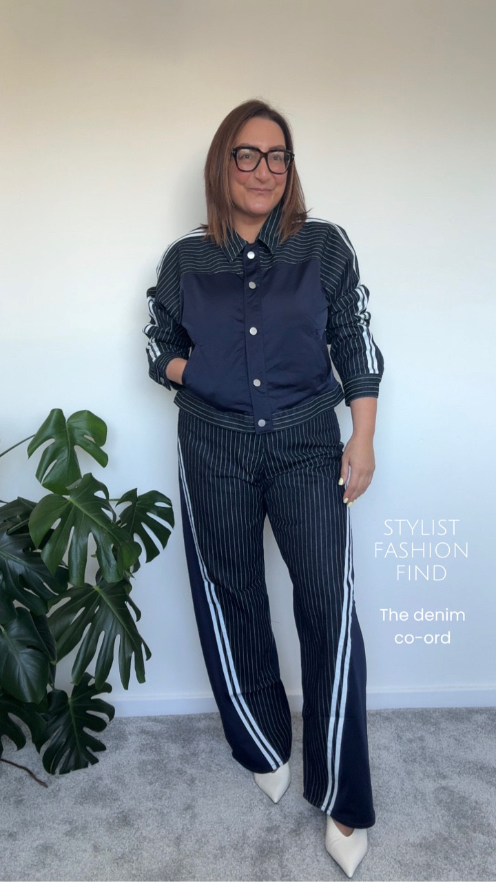 Don’t worry, I’ll find the best pieces so you don’t have to!

This denim co-ord from @riverisland is gorgeous!

Worn together as a set of separately, you can’t go wrong with it! Trust me, I’m a stylist 😂

I got it for a wardrobe concierge client in two sizes, she kept one, so I tried on the other as it was sensational - and there’s no gate keeping here! 😁

What do you think?
.
.
.
.
.
#imwearingri 
Spring fashion trends
Personal stylist
Style hints and tips, plus advice for women
Style hacks
Manchester London Cheshire uk Dubai Zurich
Wardrobe concierge
Finding the best fashion pieces
Denim co-ord
Pinstripe denim jacket and jeans



#LTKstyletip #LTKuk #LTKspring