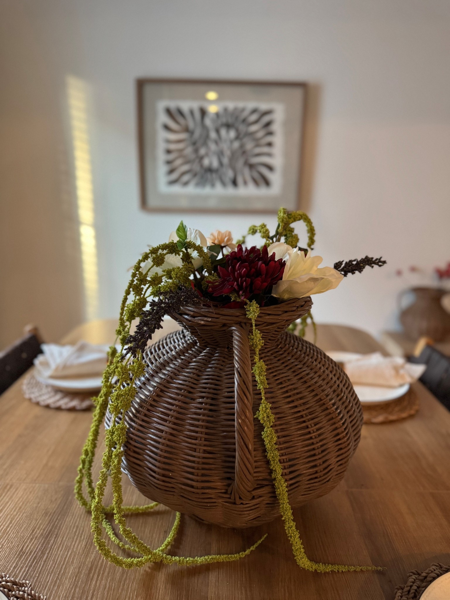 This Amaranthus bouquet is giving me liiiiife 🤩 All stems are from @Walmart and super realistic looking!

Fall transition decor, Fall faux stems, amaranthus , Fall dining roomm

#LTKSeasonal #LTKHome